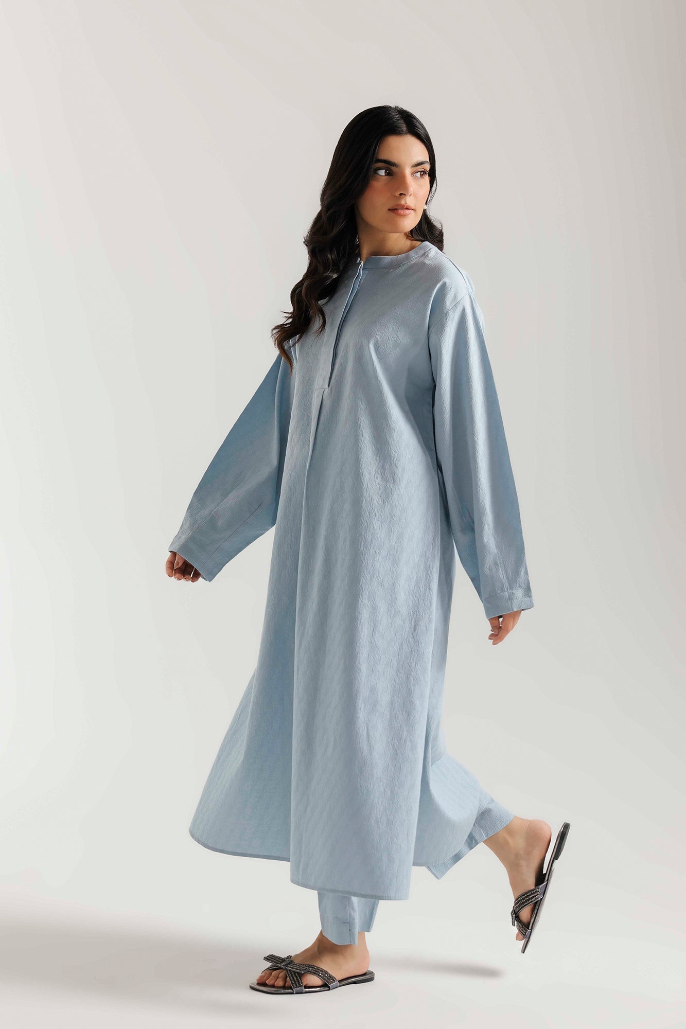https://cdn.shopify.com/s/files/1/2290/7917/files/E8221-102-635_6.jpg?v=1780310372
