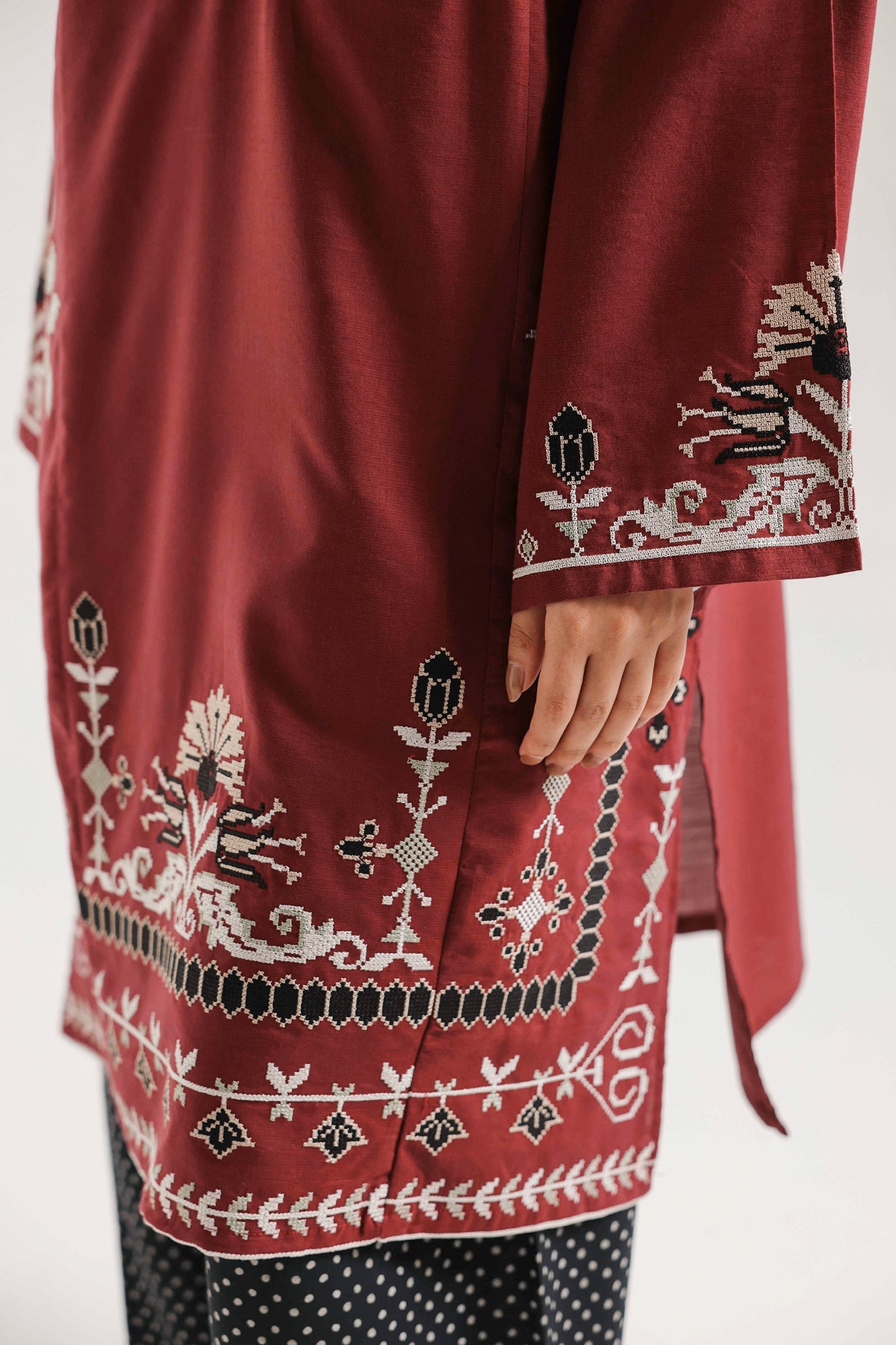 https://cdn.shopify.com/s/files/1/2290/7917/files/E8277-102-305_4.jpg?v=1780310445