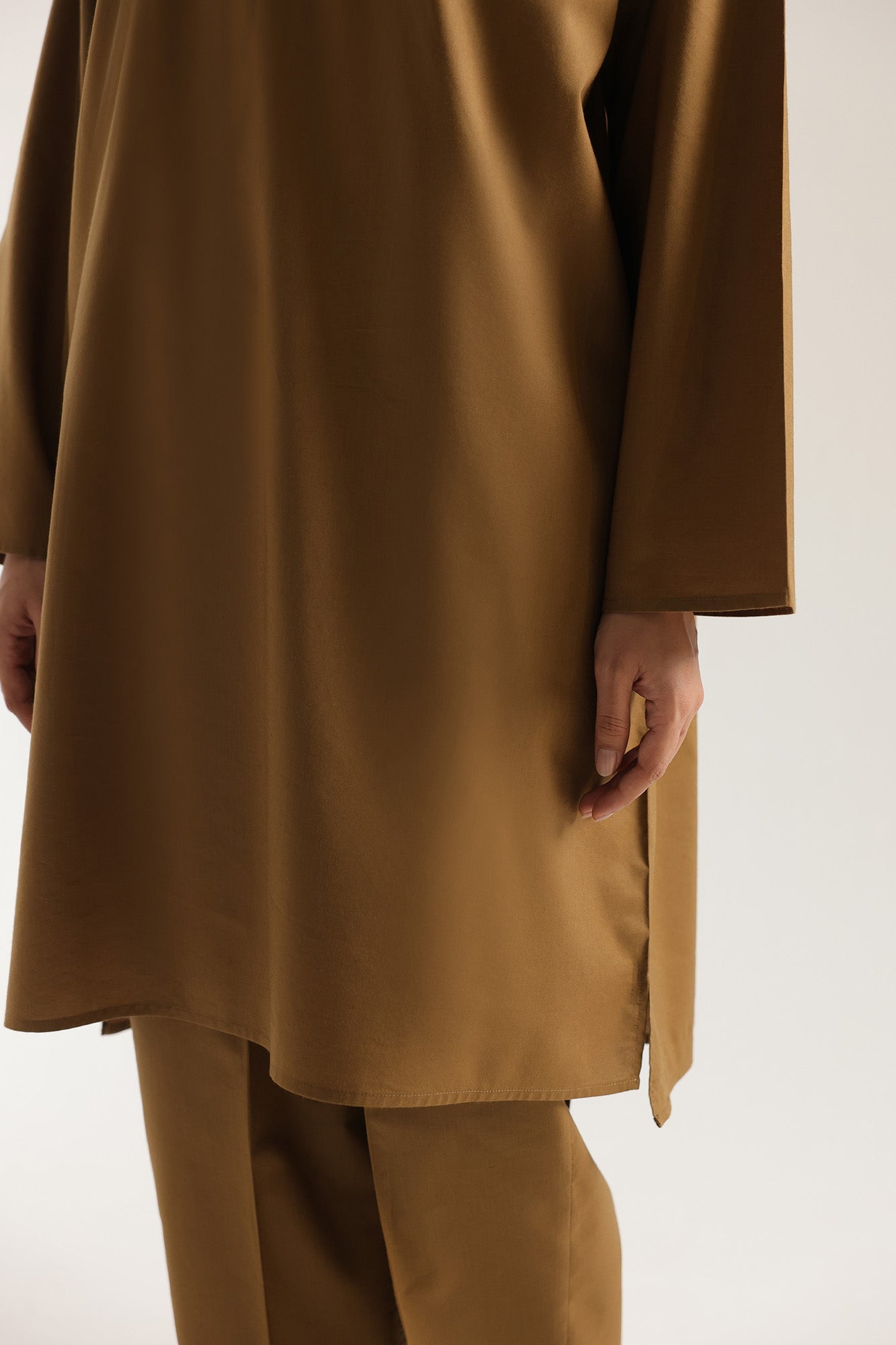 https://cdn.shopify.com/s/files/1/2290/7917/files/E8294-102-117_5.jpg?v=1780657096