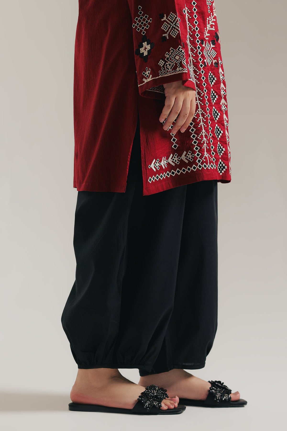 SHALWAR (E8332/102/902)