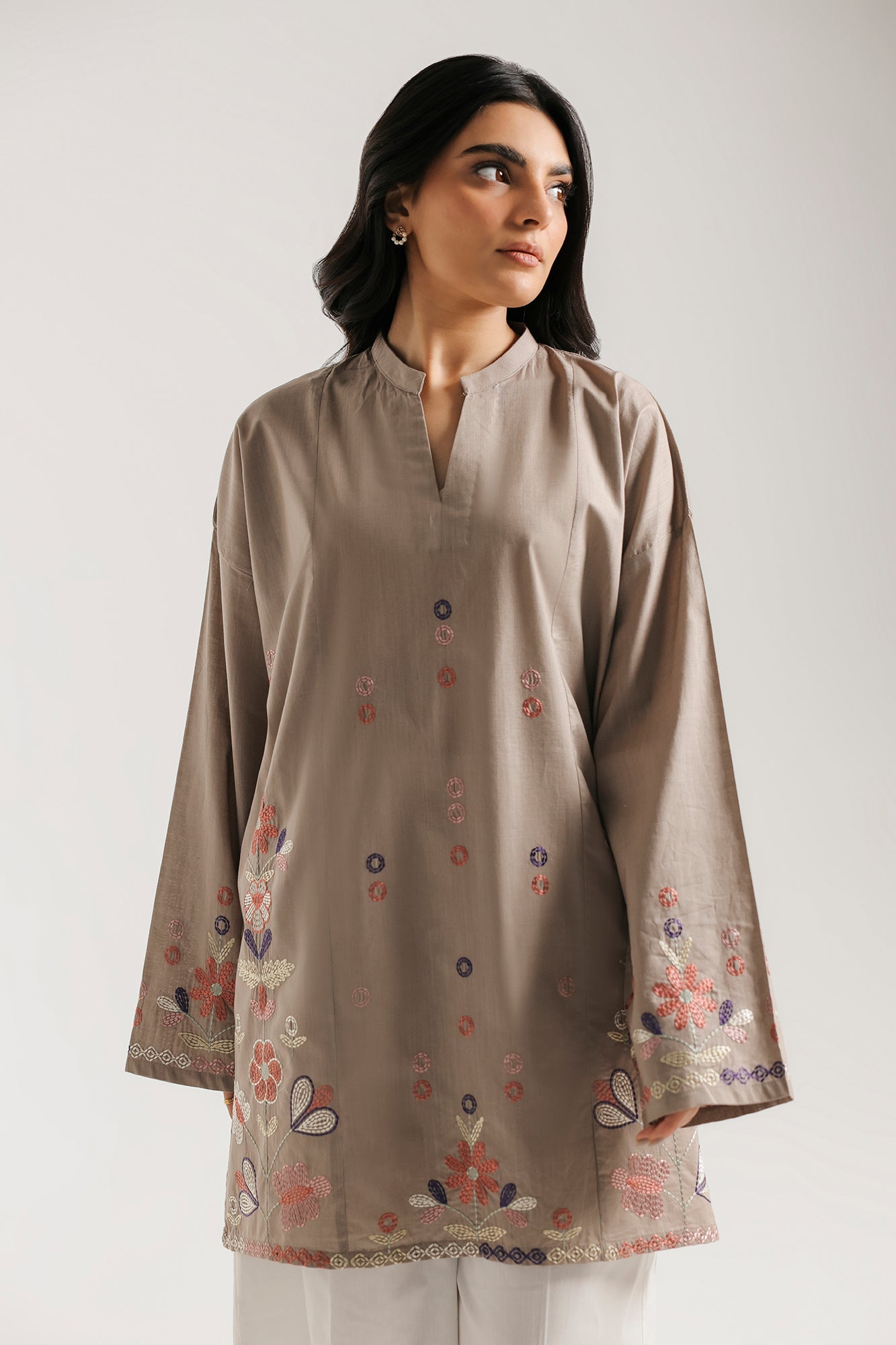 EMBROIDERED KURTI (E8426/102/007)