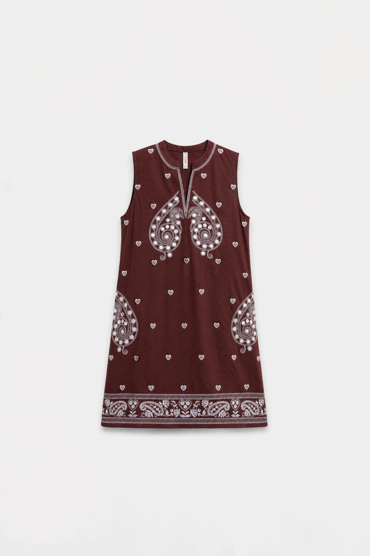 EMBROIDERED SUIT (E8431/102/317)