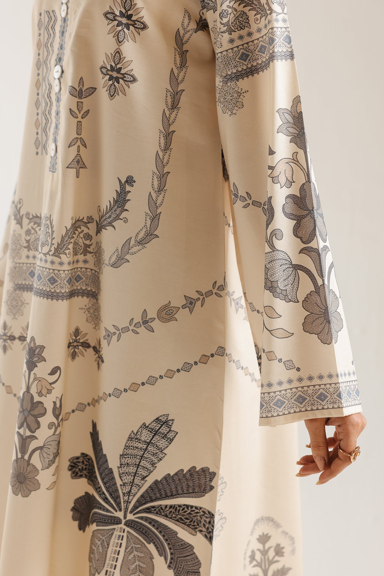 PRINTED DRESS (E8465/102/115)
