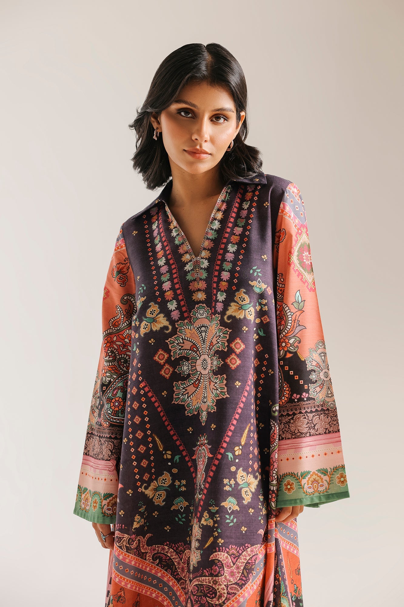 PRINTED DRESS (E8472/102/505)