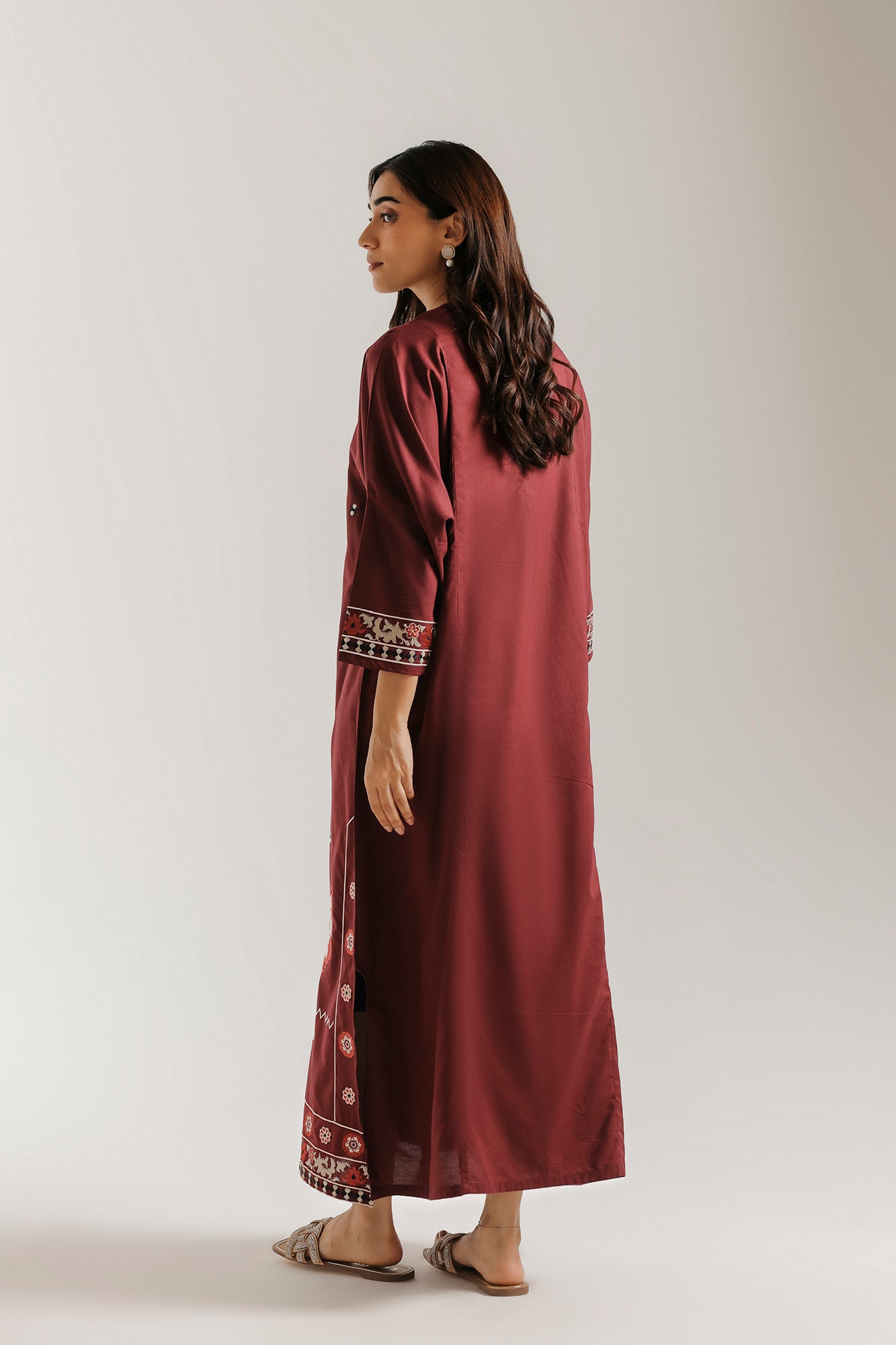 EMBROIDERED DRESS (E9214/102/403)