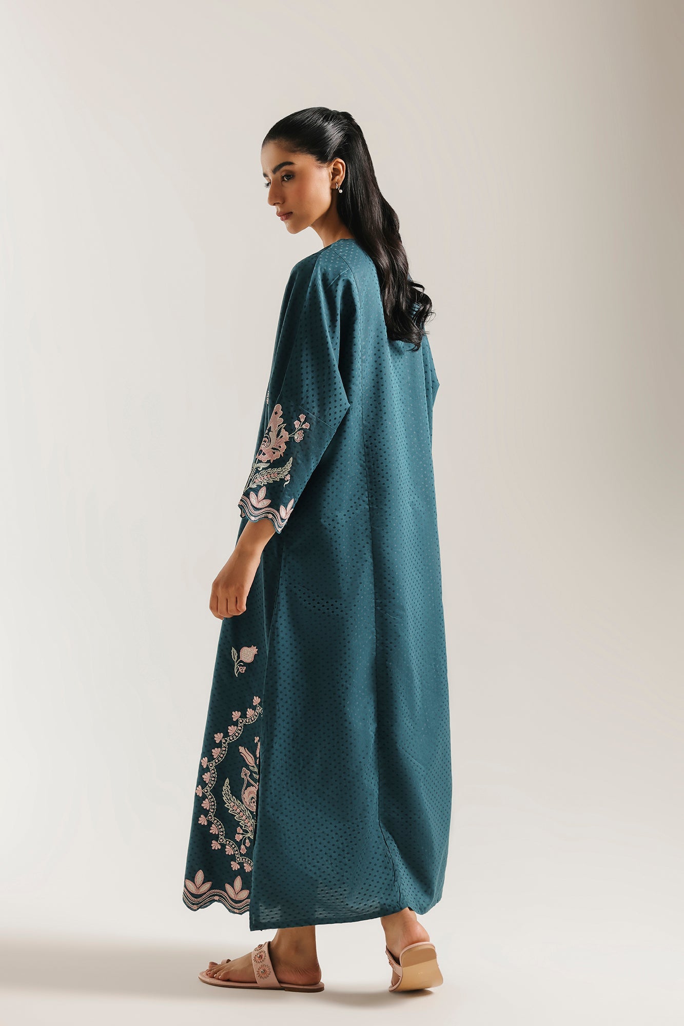 EMBROIDERED DRESS (E9215/102/605)