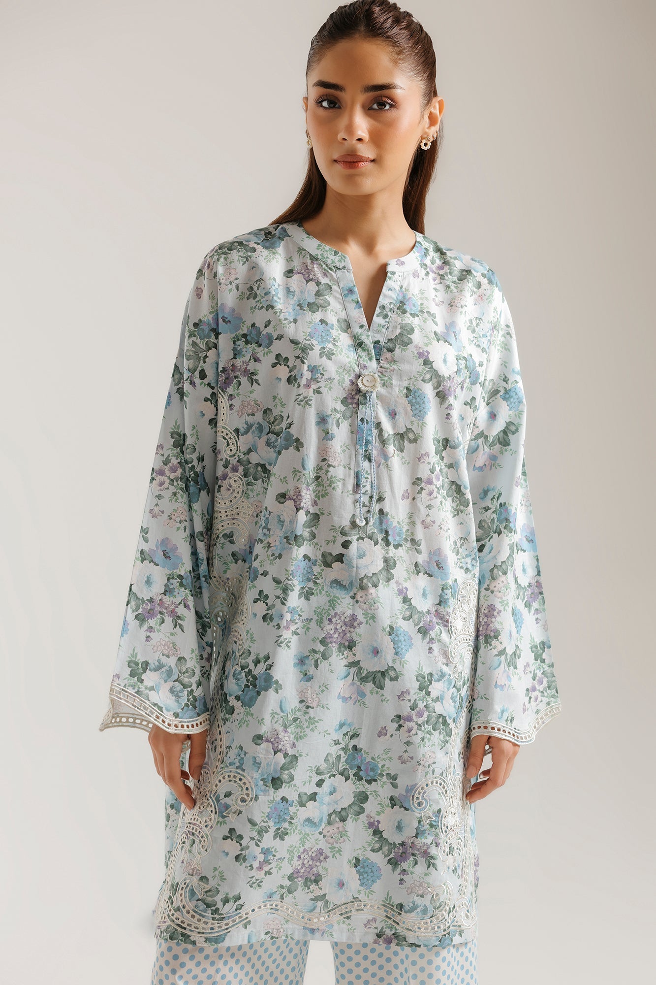 EMBROIDERED SUIT (E9244-102-617)