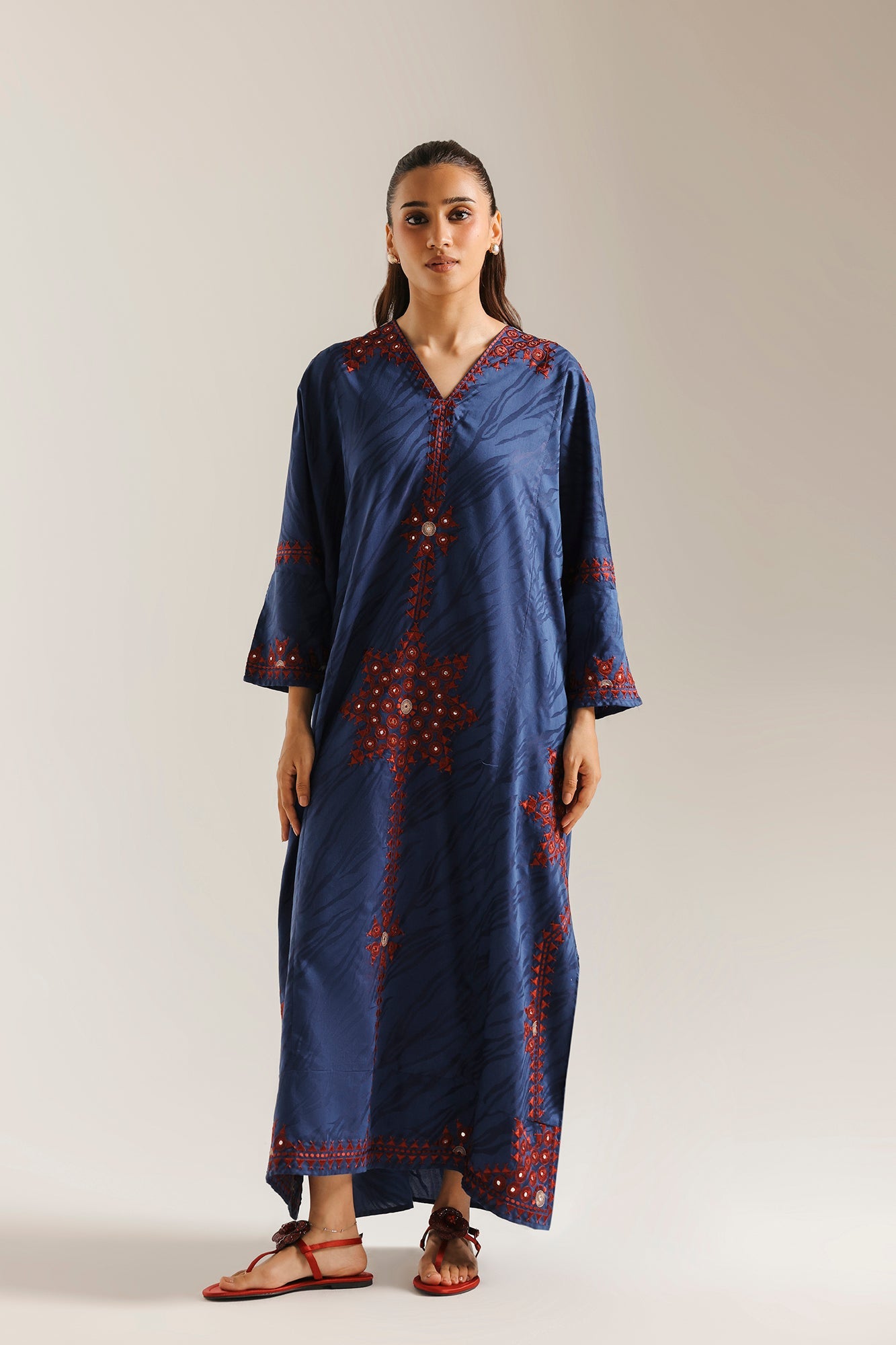 EMBROIDERED DRESS (E9301-102-620)