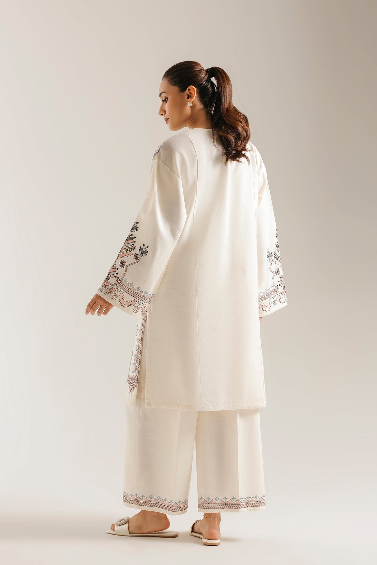 EMBROIDERED SUIT (E9328-102-005)