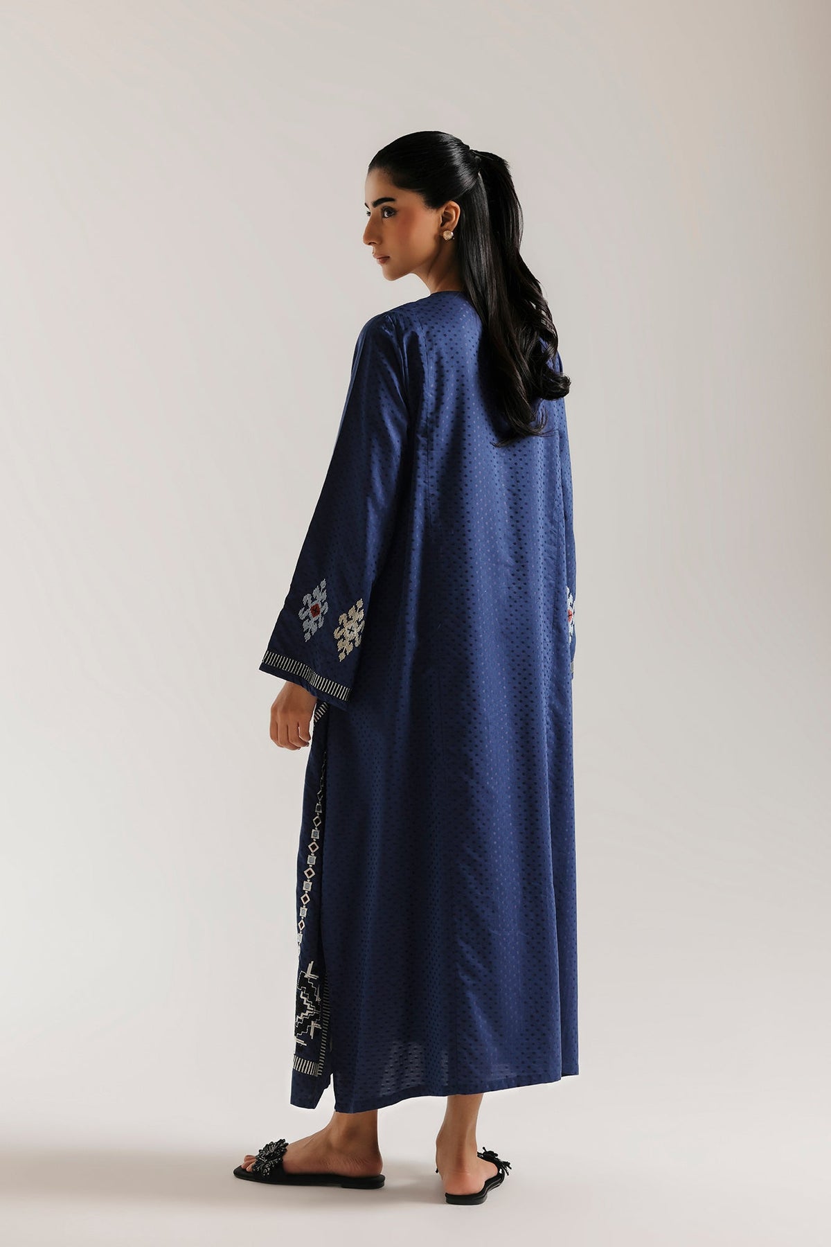 EMBROIDERED KAFTAN (E9350/102/620)