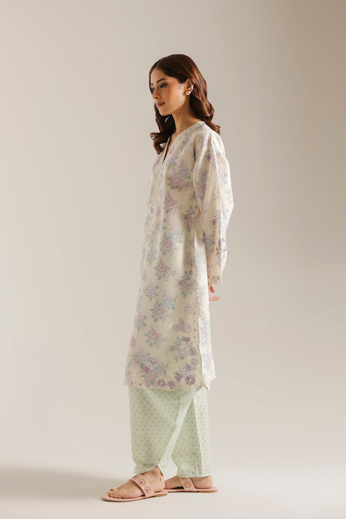 EMBROIDERED SUIT (E9357-102-005)