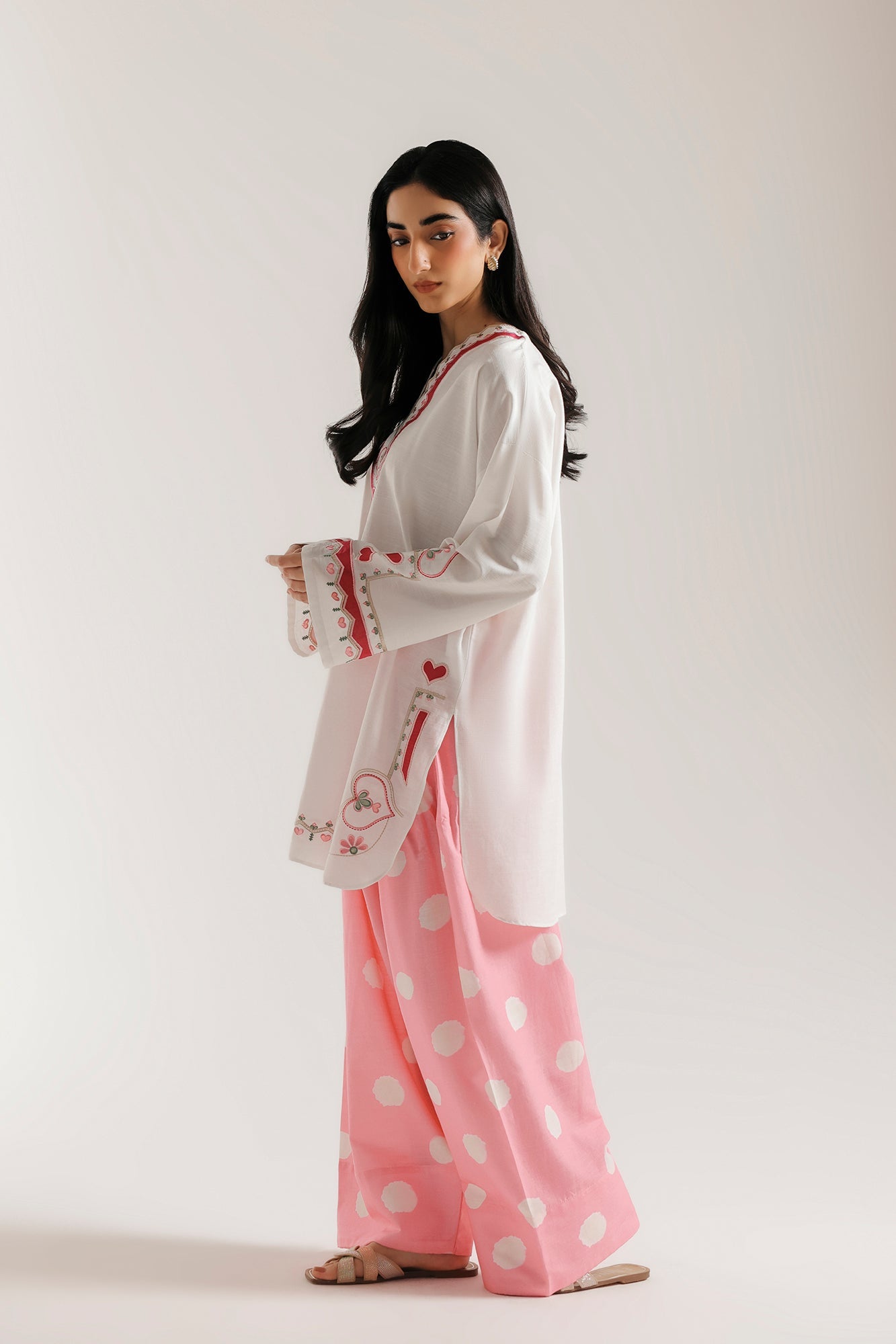 EMBROIDERED SUIT (E9385-102-001)