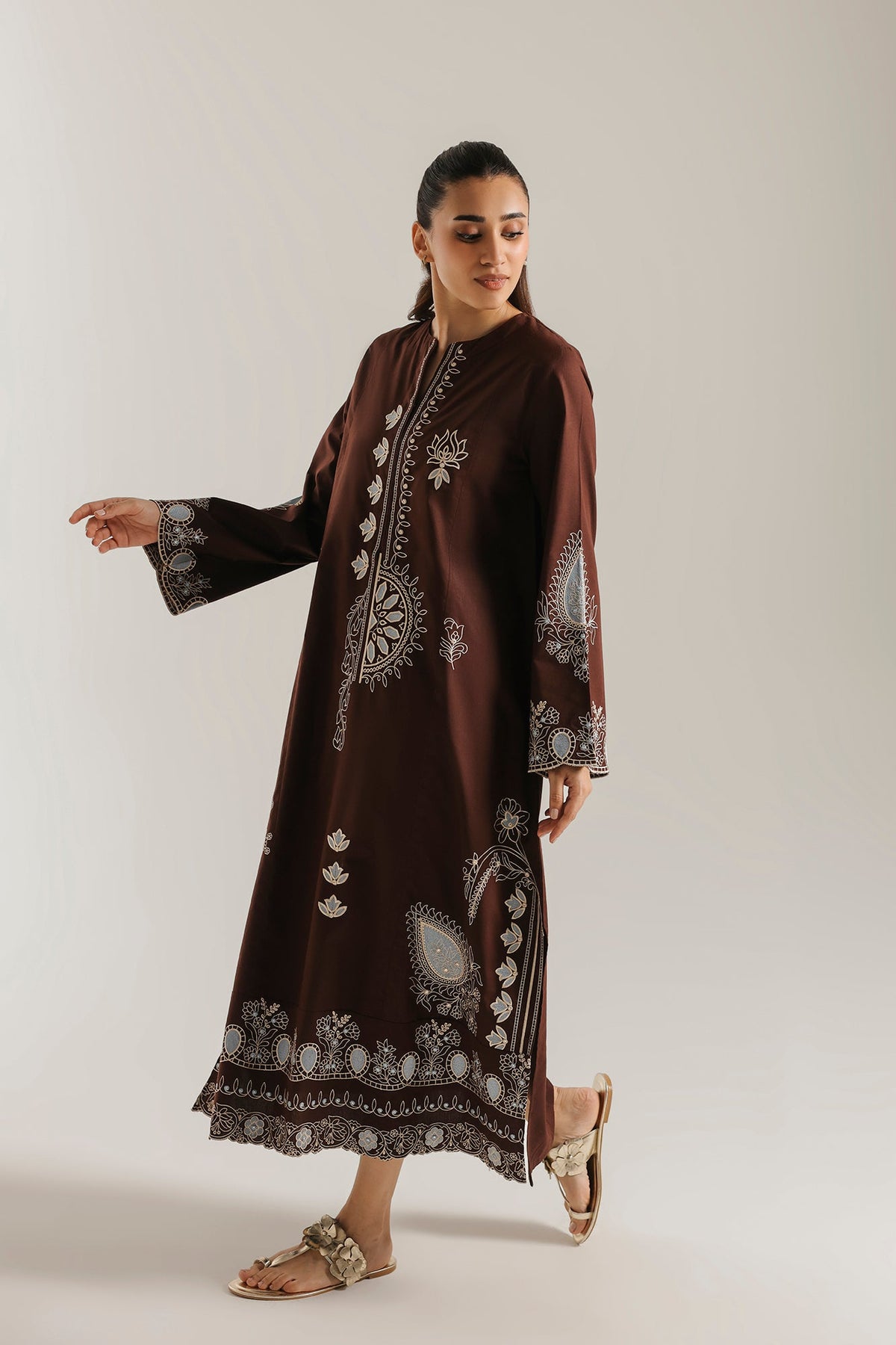 EMBROIDERED DRESS (E9419-102-303)