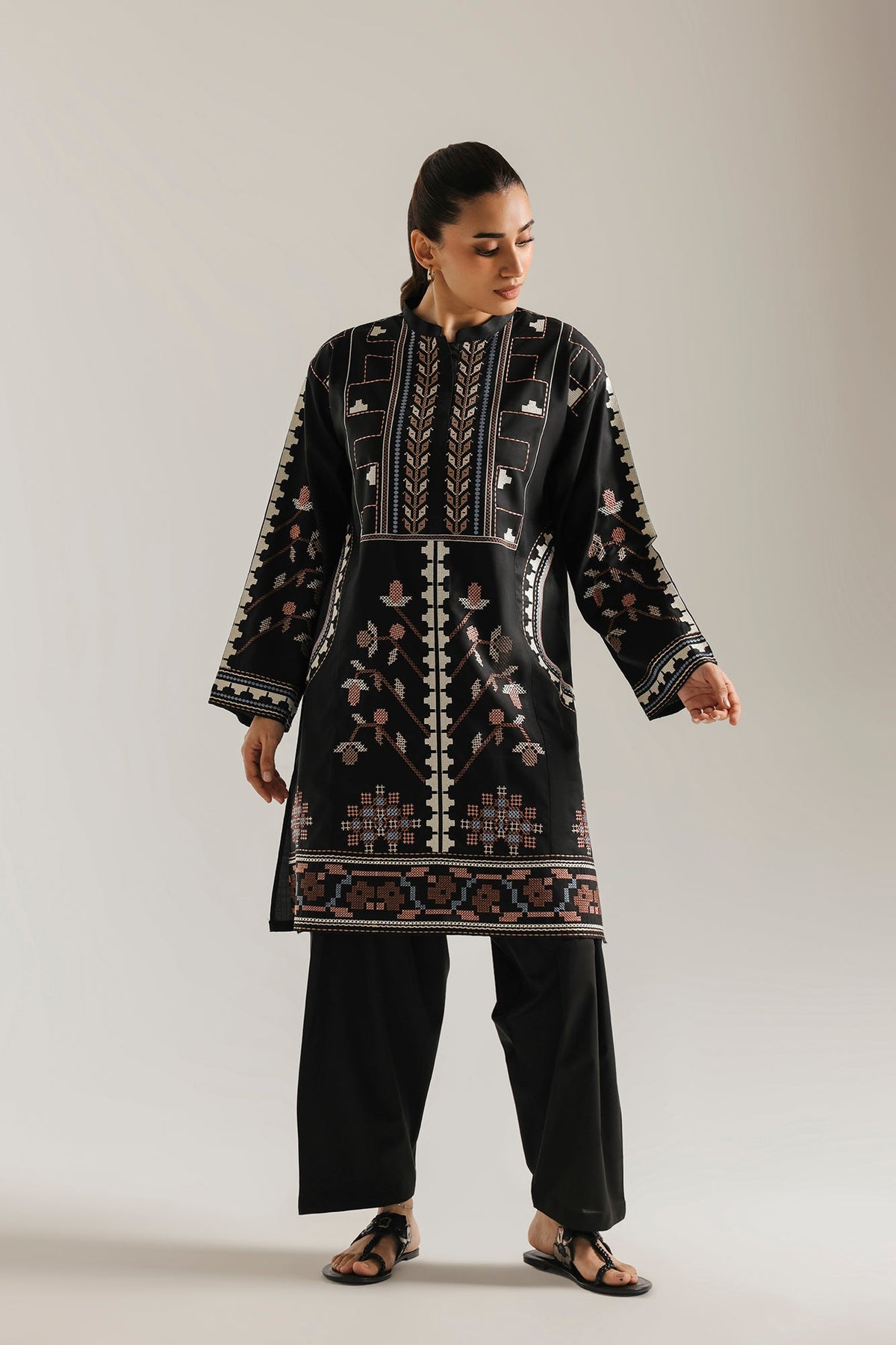 EMBROIDERED SHIRT (E9440-102-902)
