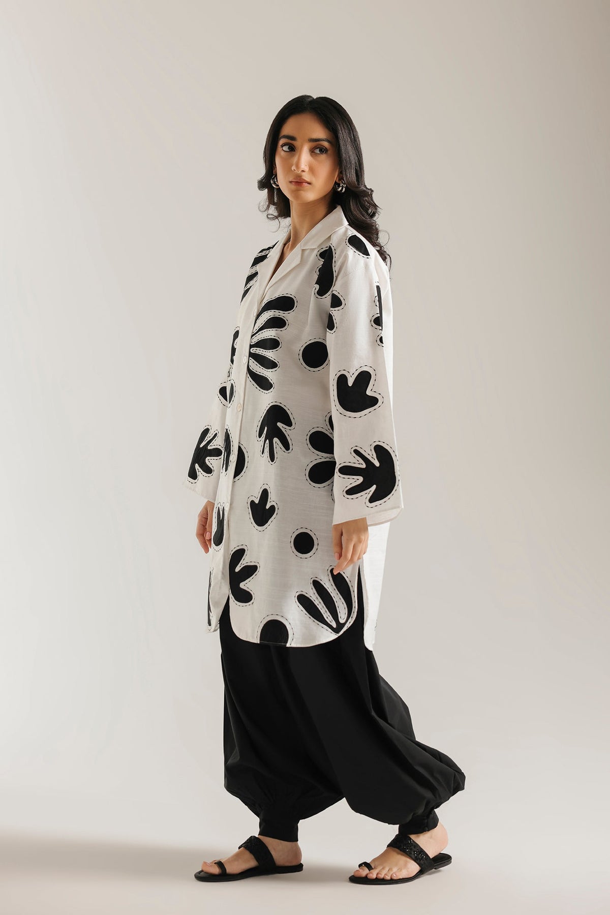 EMBROIDERED SHIRT (E9447-102-001)