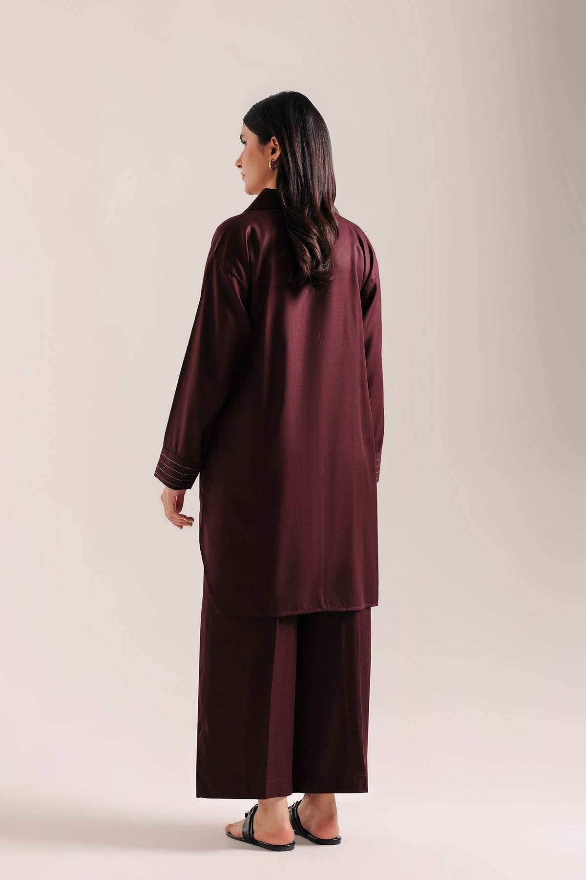EMBROIDERED SUIT (E9453-102-801)