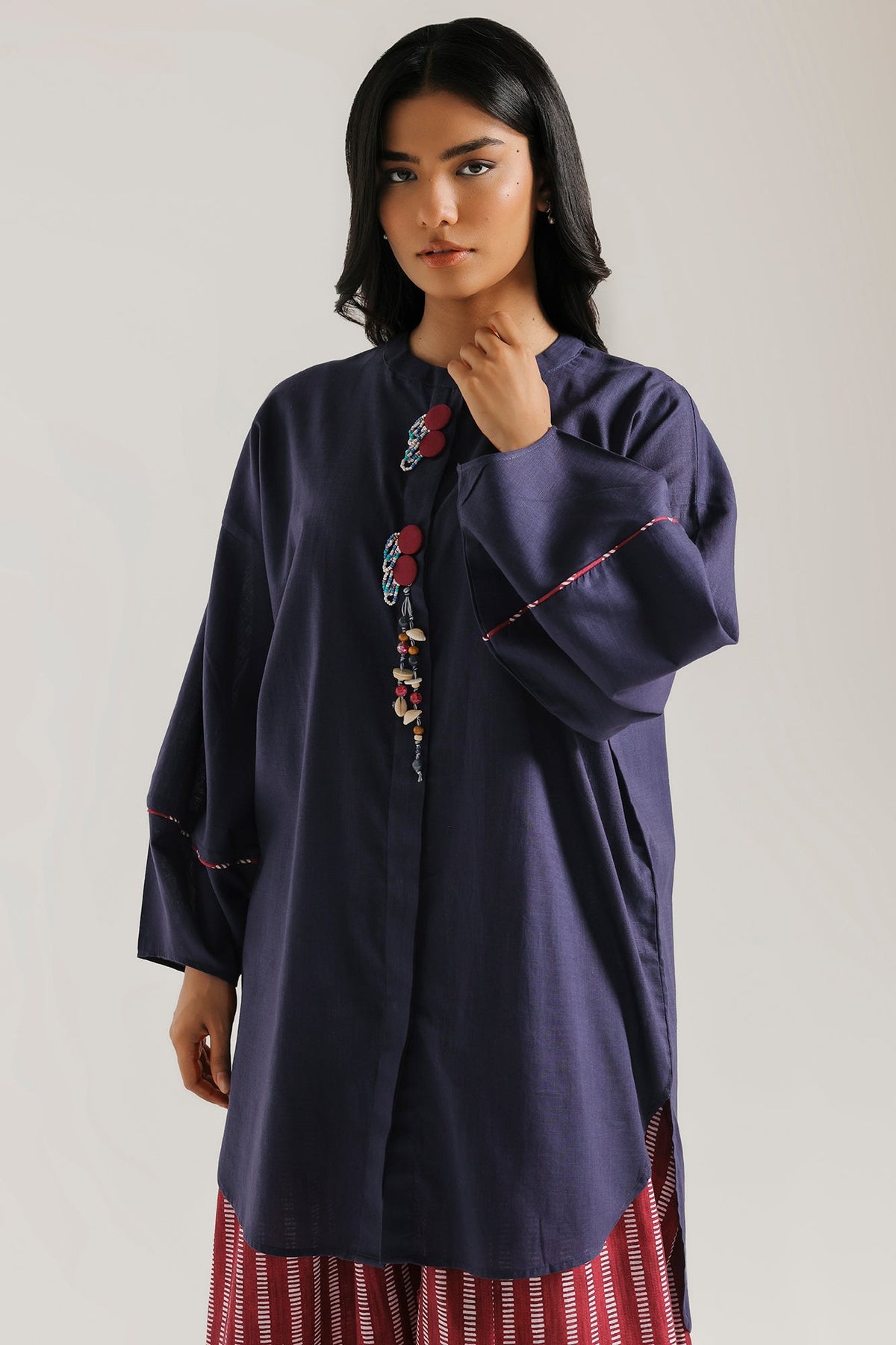 EMBROIDERED SUIT (E9485-102-622)