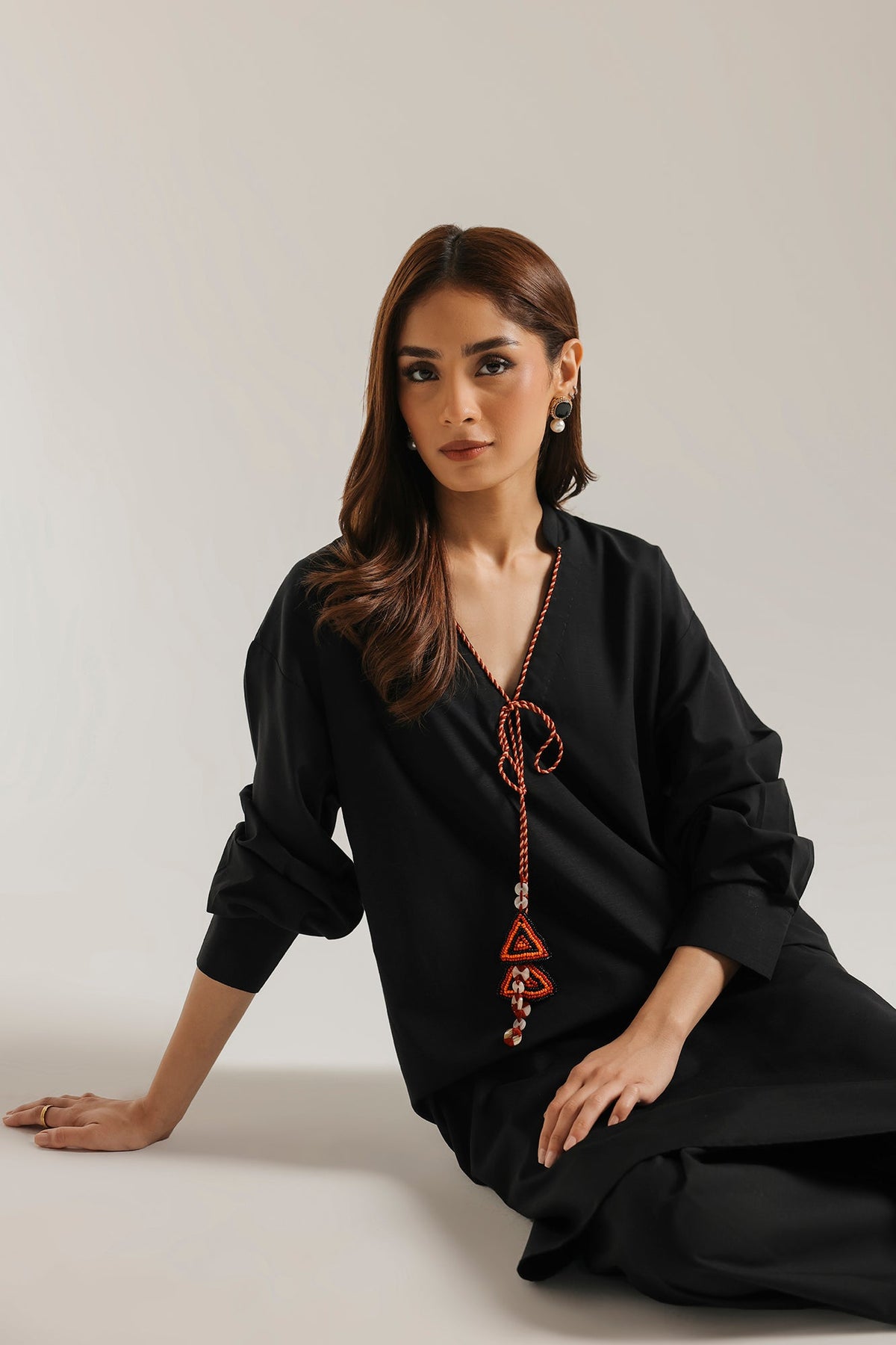 EMBROIDERED SUIT (E9492-102-902)