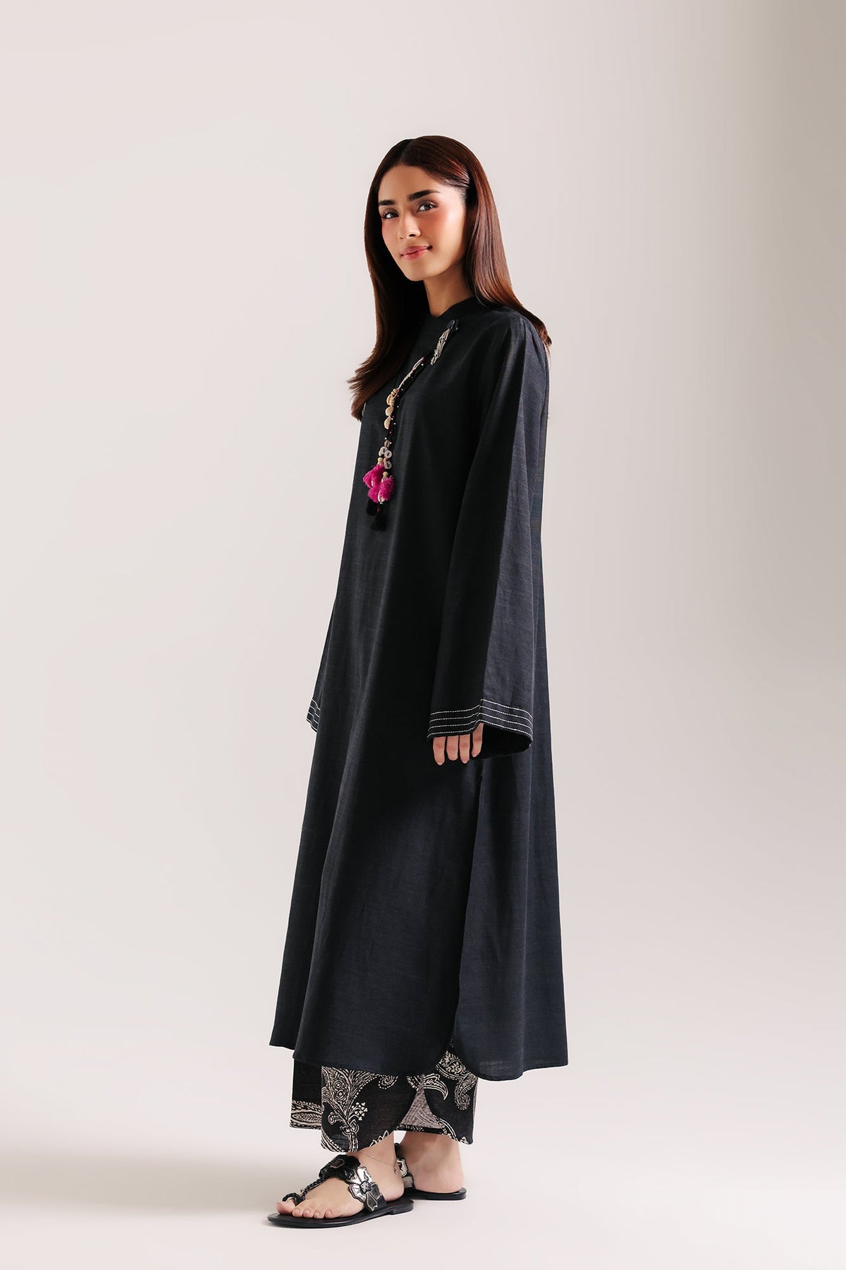 EMBROIDERED SUIT (E9514-102-902)