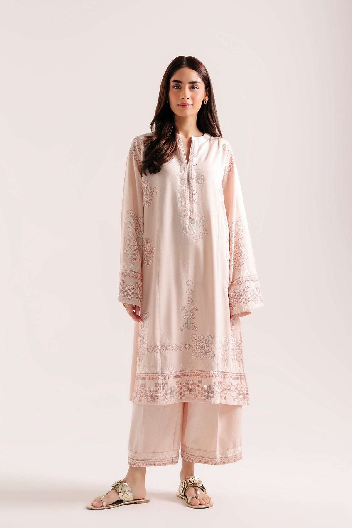 EMBROIDERED SUIT (E9520-102-329)