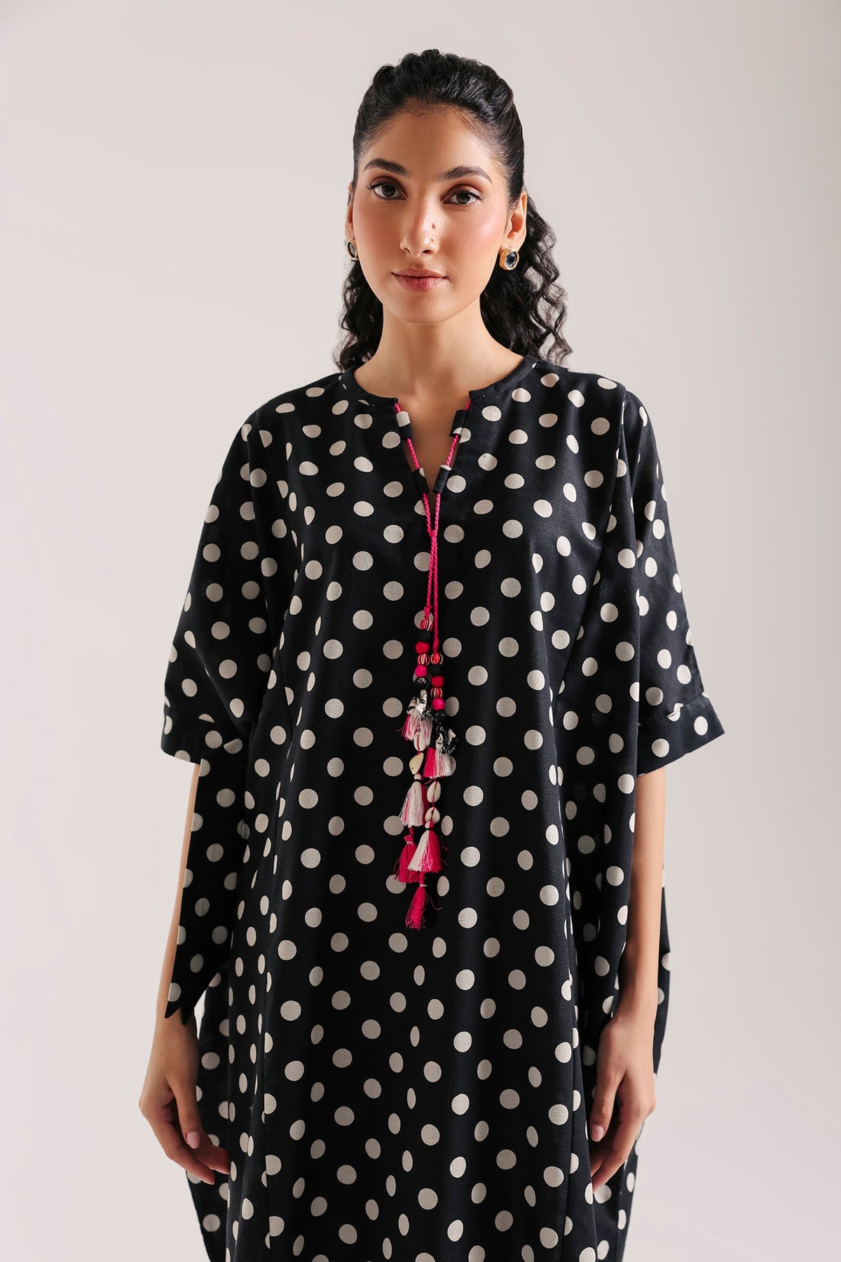 EMBROIDERED DRESS (E9537-102-902)
