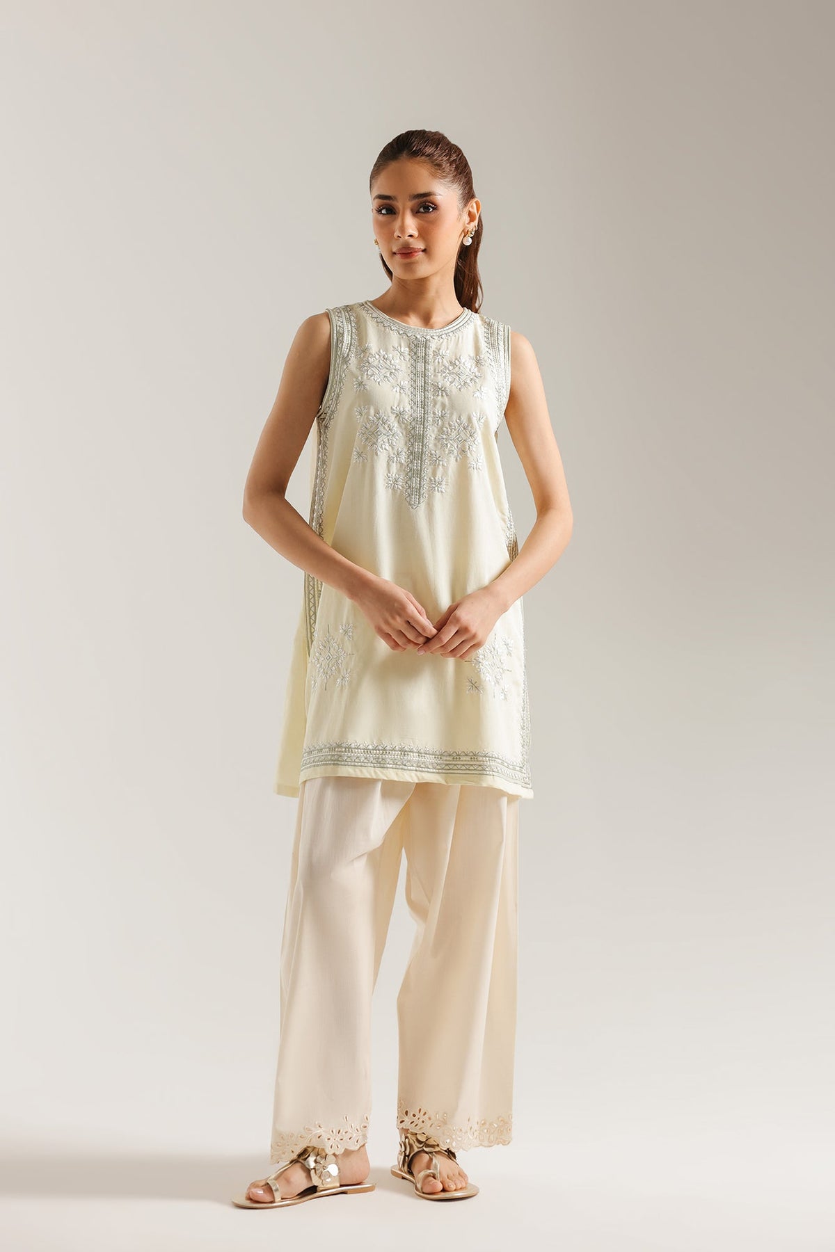 EMBROIDERED KURTI (E9600-102-115)
