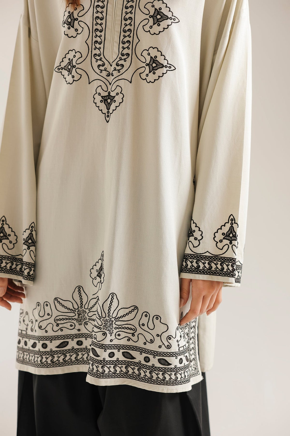 EMBROIDERED KURTI (E9604-102-006)