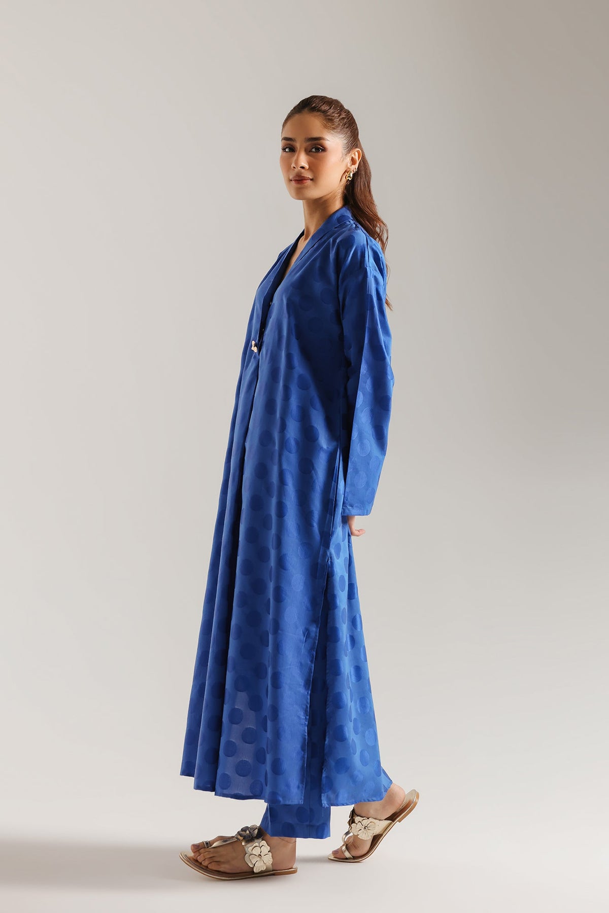 EMBROIDERED SUIT (E9647-102-625)