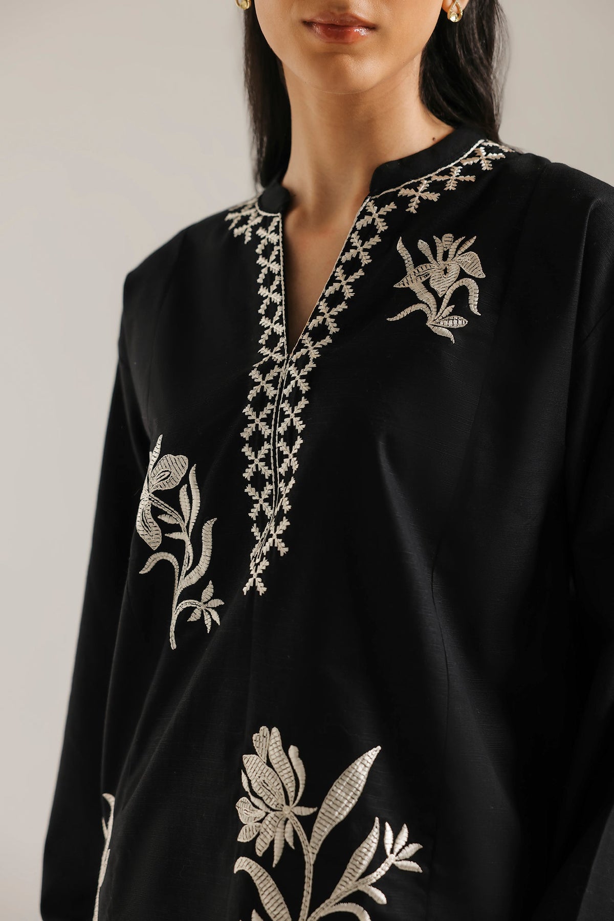 EMBROIDERED KURTI (E9693-102-902)