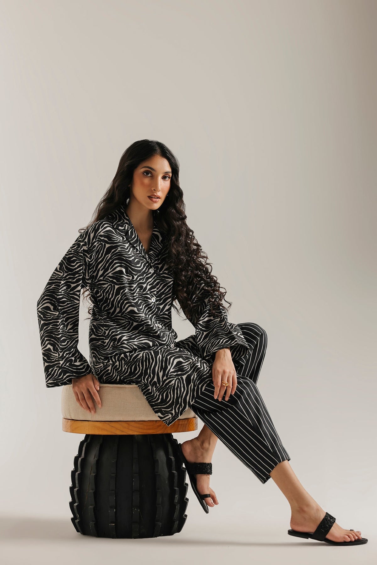 PRINTED SUIT (E9831-102-001)