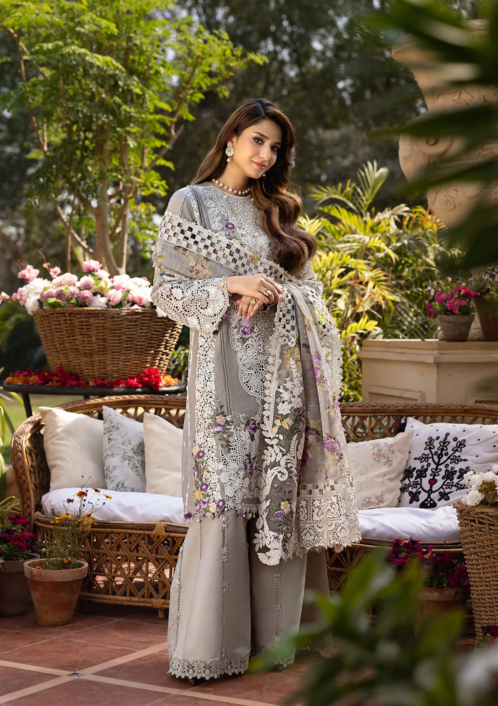 Elaf Premium Embroidered Luxury Lawn Unstitched 3Pc Suit ELM-05 RAMSHA