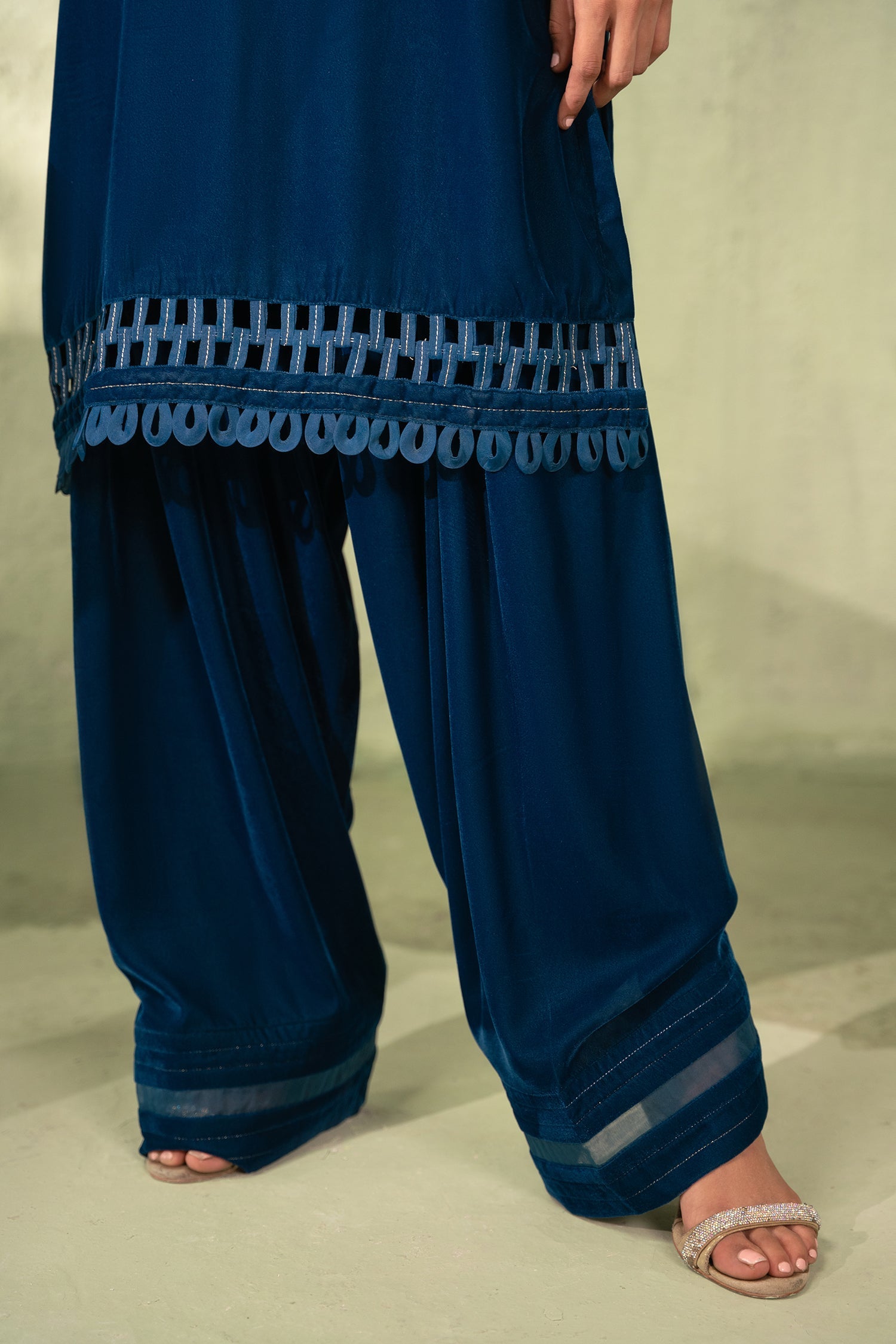 https://cdn.shopify.com/s/files/1/0663/9616/0233/files/EgyptianBlue_5.jpg?v=1763030330