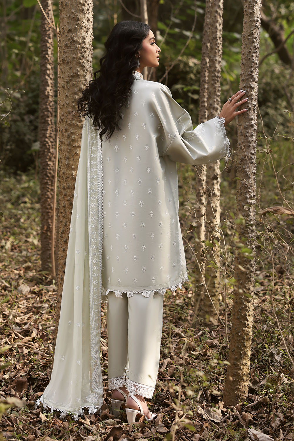 3 Piece Embroidered Lawn Suit With Embroidered Chiffon Dupatta