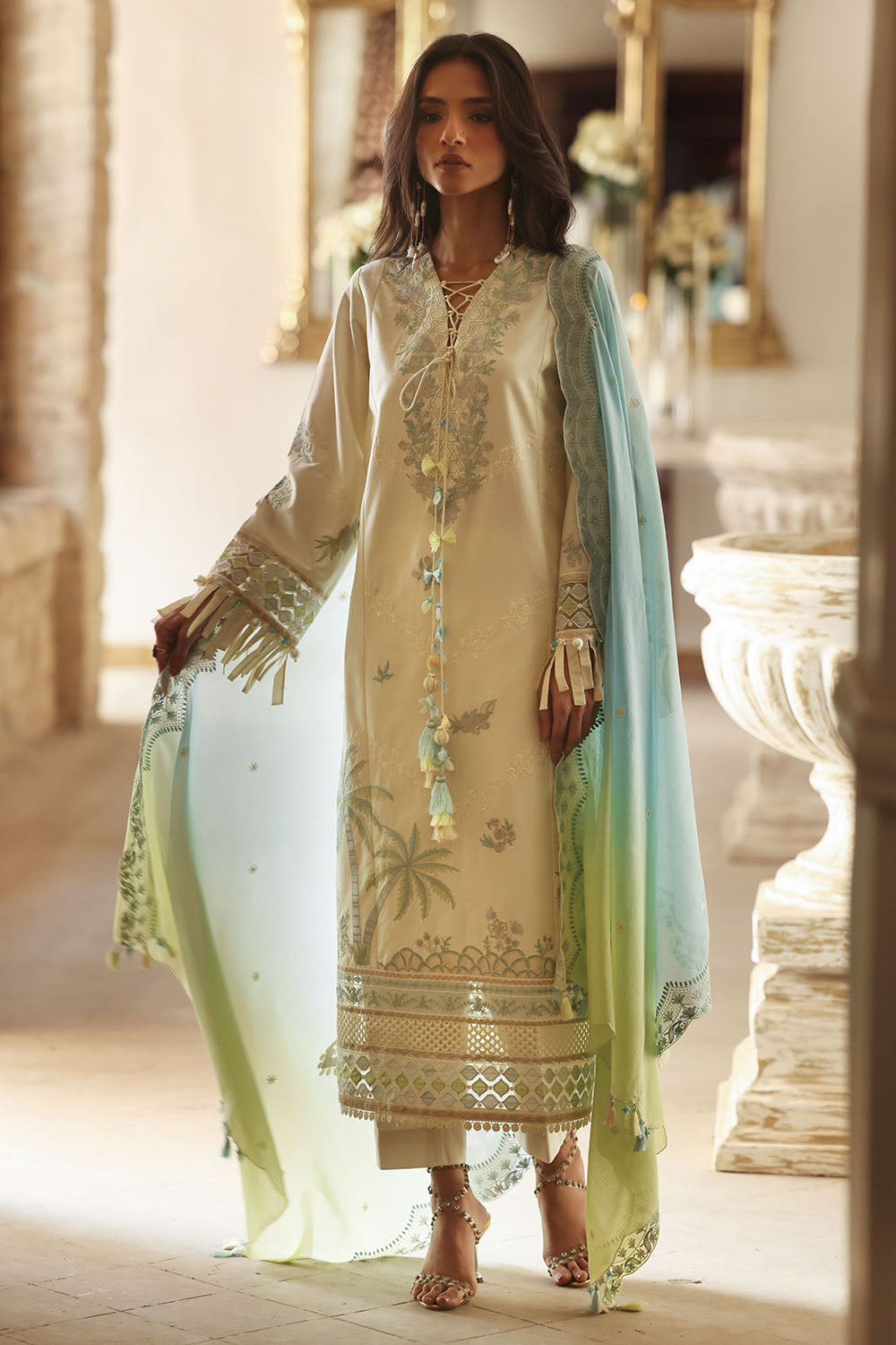 3 Piece Embroidered Lawn Suit with Organza Borders and Embroidered Printed Denting Lawn Dupatta