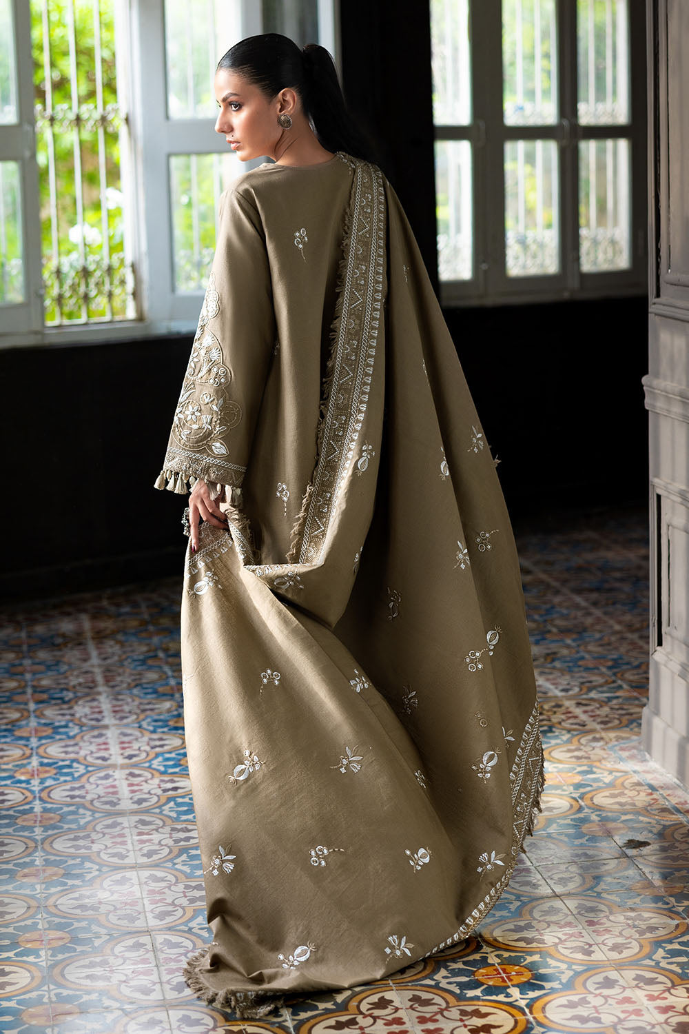 3 Piece Embroidered Khaddar Suit With Dupatta