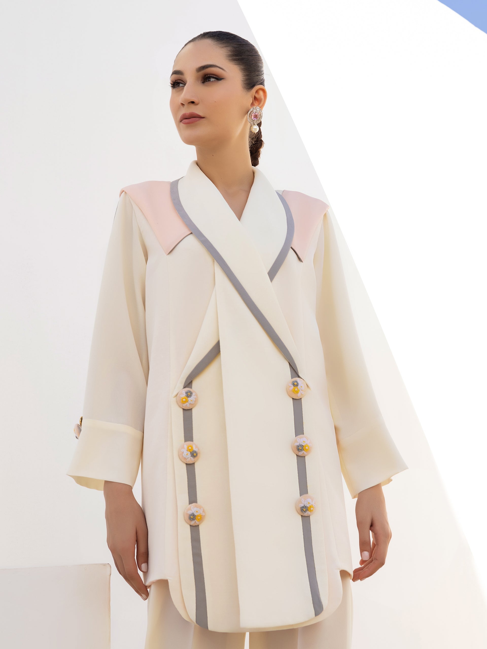 Eyana - Ivory