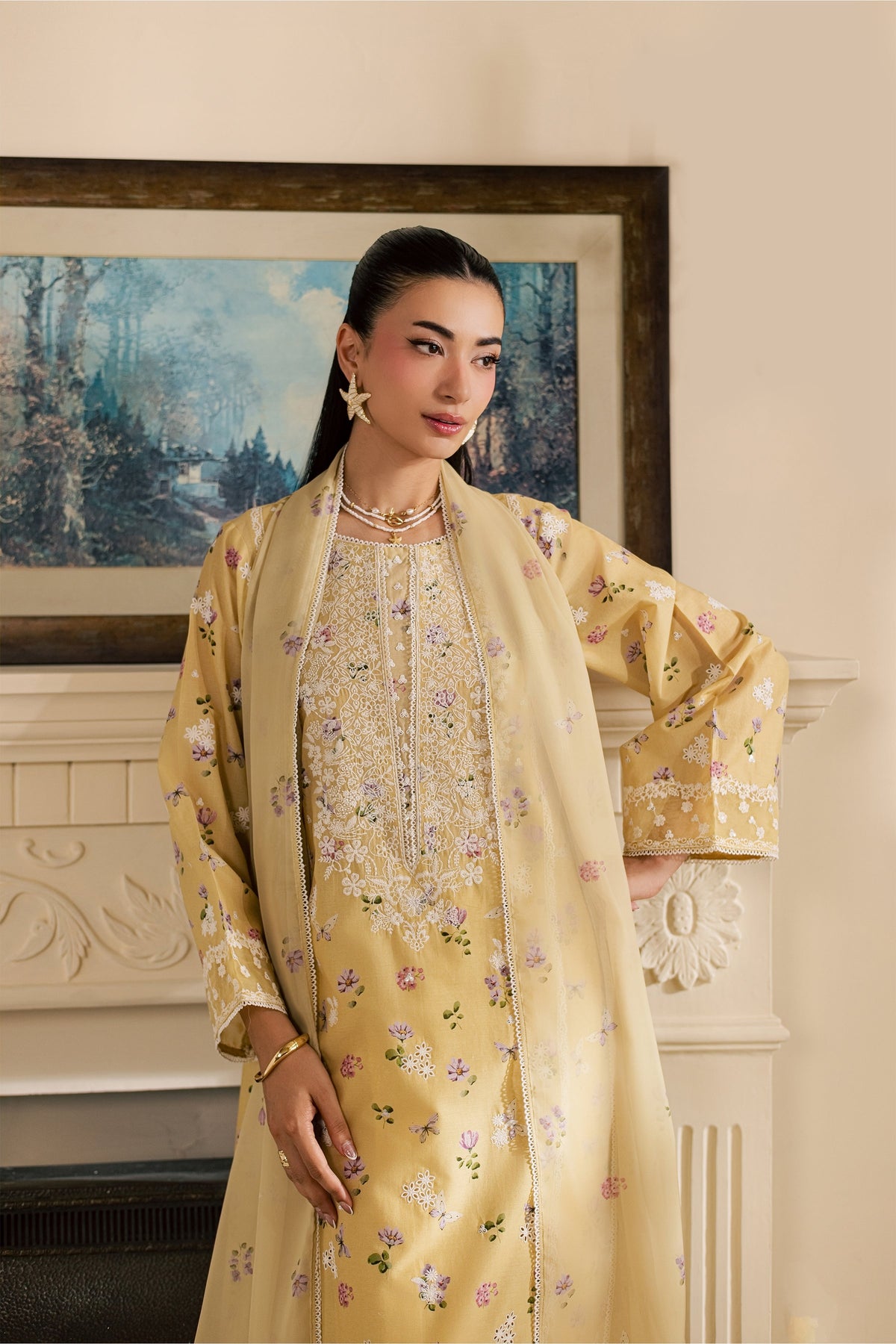 Eyrna 3Pc - Luxury Embroidered Lawn
