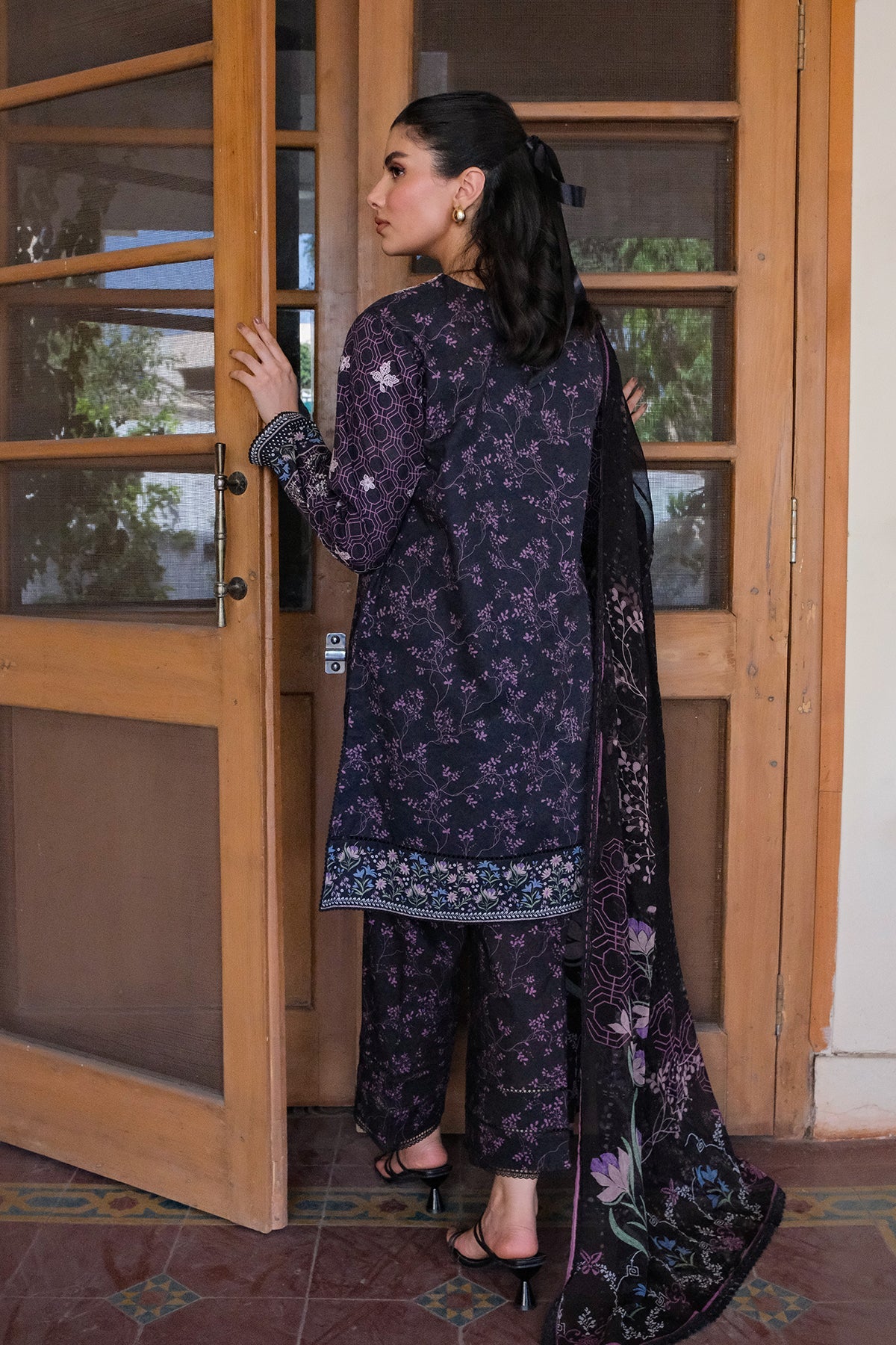 Embroidered Lawn Fabric (2Pcs)