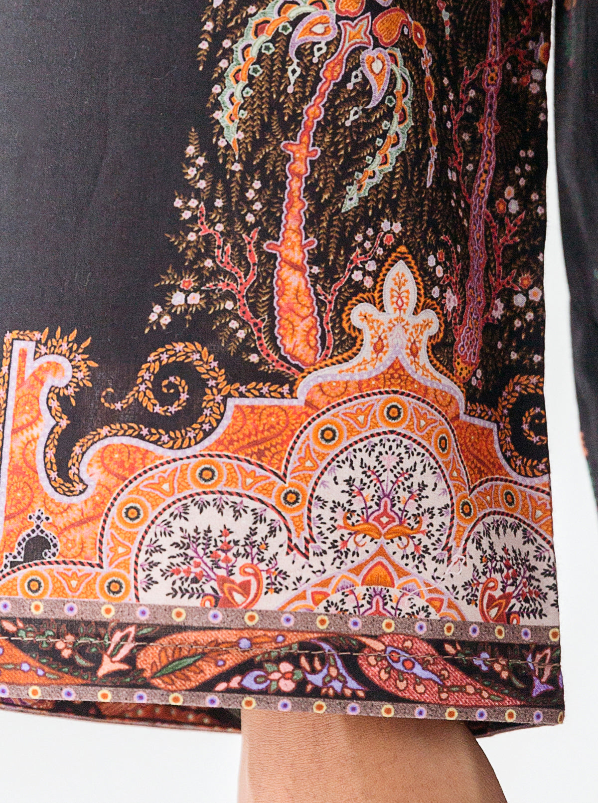 1 PIECE - PRINTED CAMBRIC SHIRT - BLACK BROCADE