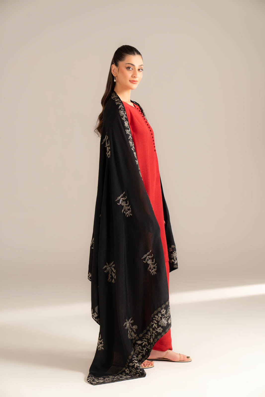 1 Piece Resham Cotton Embroidered Shawl (FH0026)
