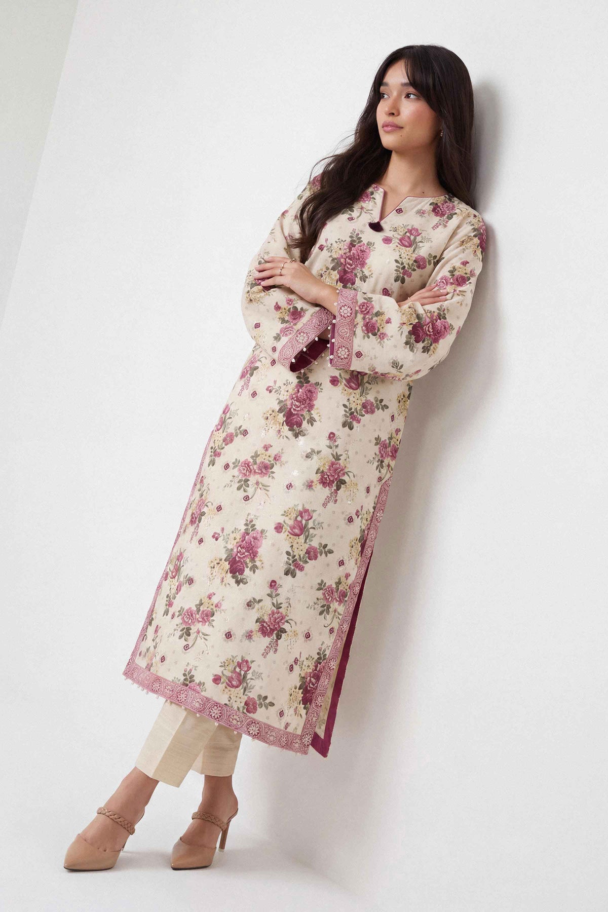 1 Piece - Dyed Loose Fabric - 42604028