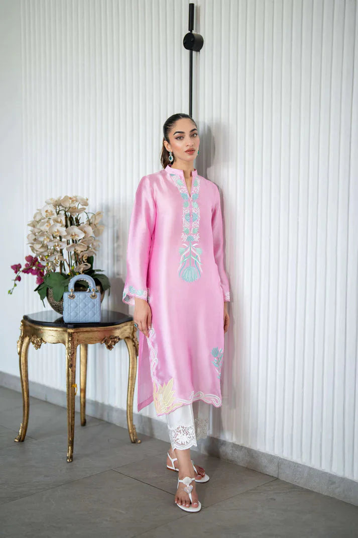 Heer by Alizay Saad