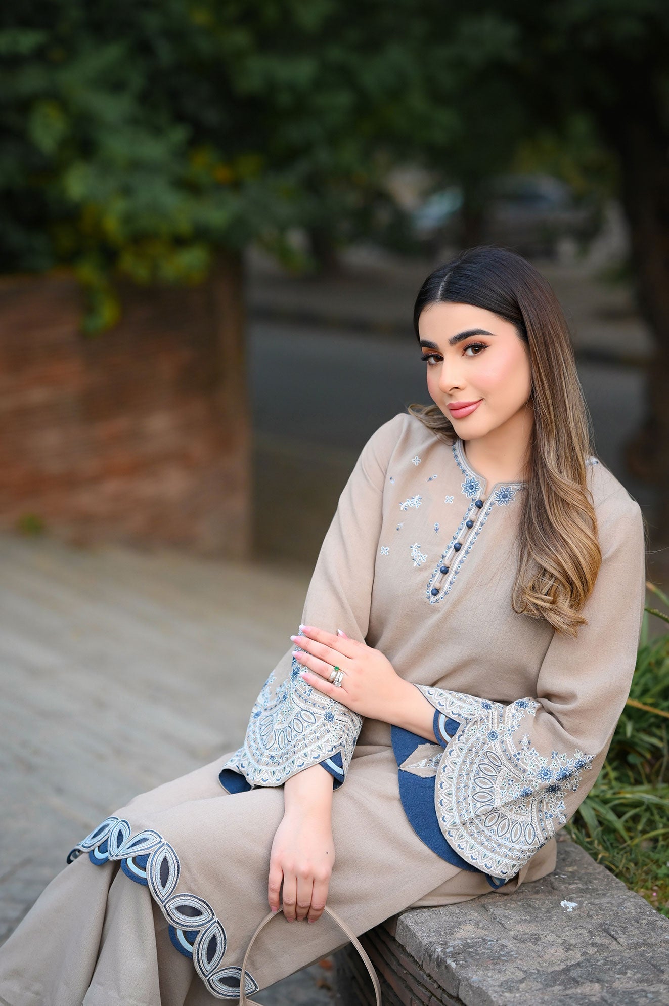 https://cdn.shopify.com/s/files/1/0587/3080/7460/files/FW25DC-2877_4.jpg?v=1771076038