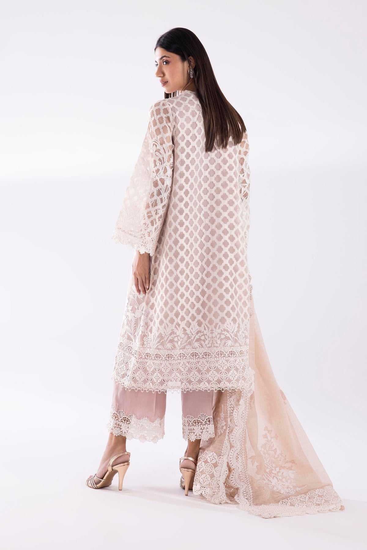 Sana Safinaz