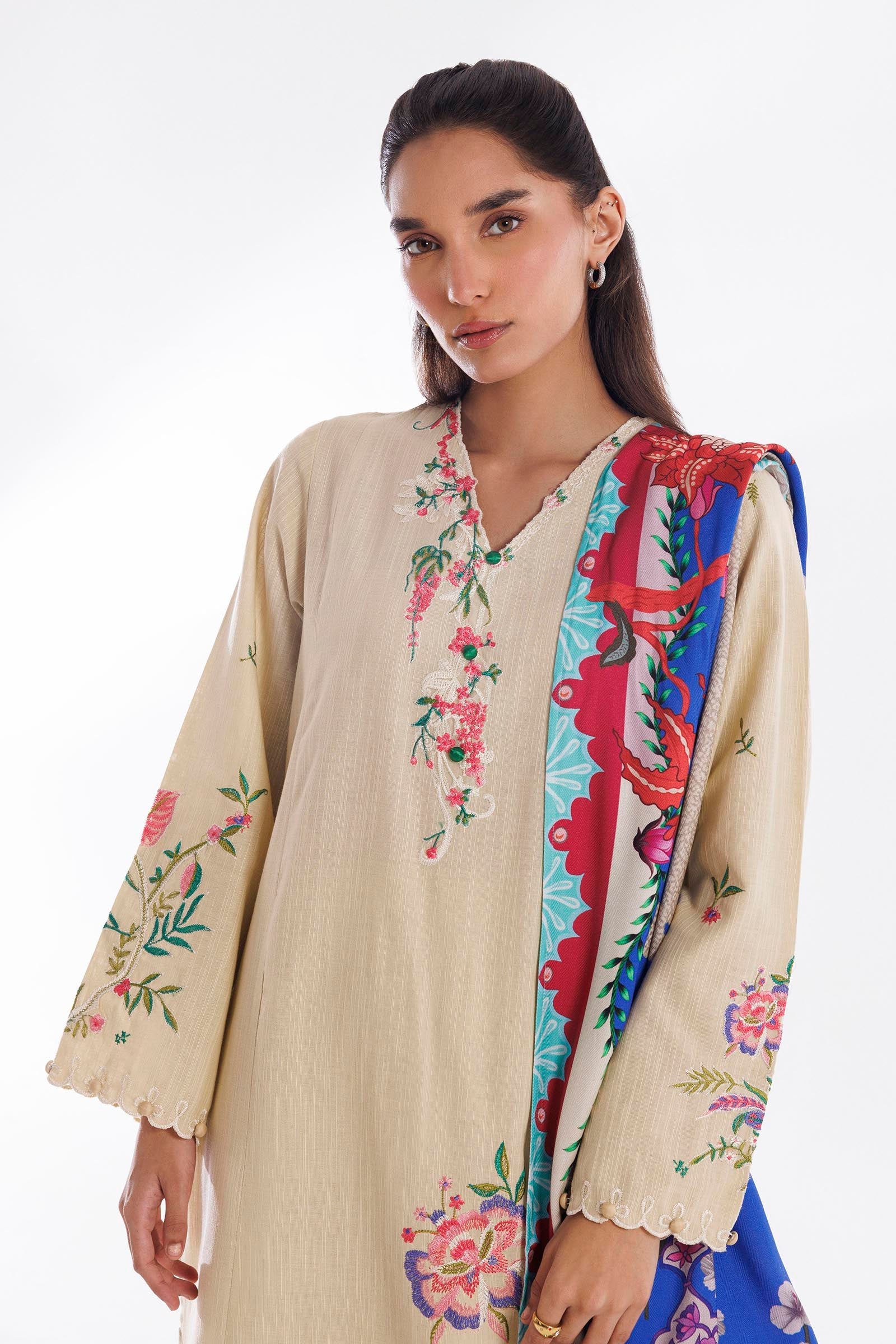 Stitched Khaddar Muzlin Suit