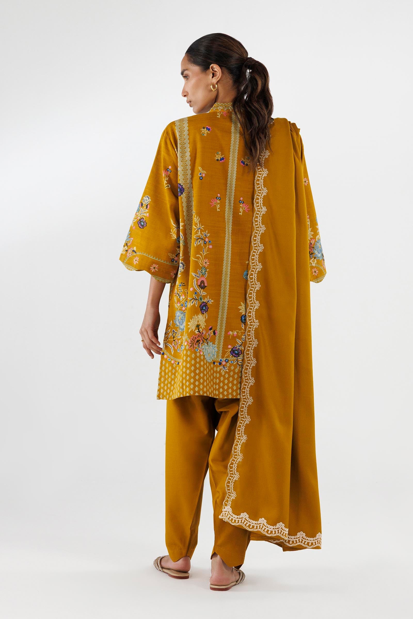 Stitched Muzlin Khaddar Suit