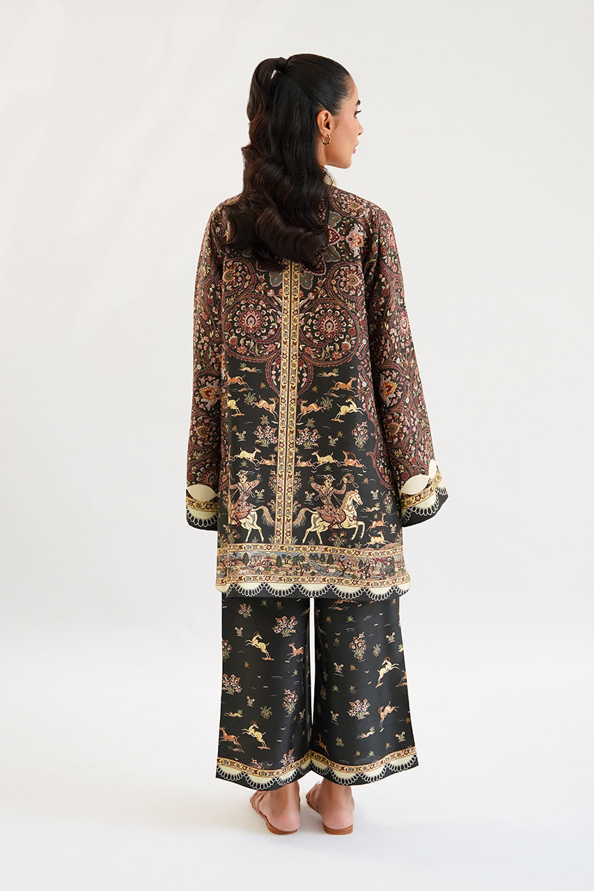 https://cdn.shopify.com/s/files/1/0588/3661/5221/files/Farha_A_3_432e2553-1345-47b4-a3bf-bee2d1bdc1e2.jpg?v=1751622705