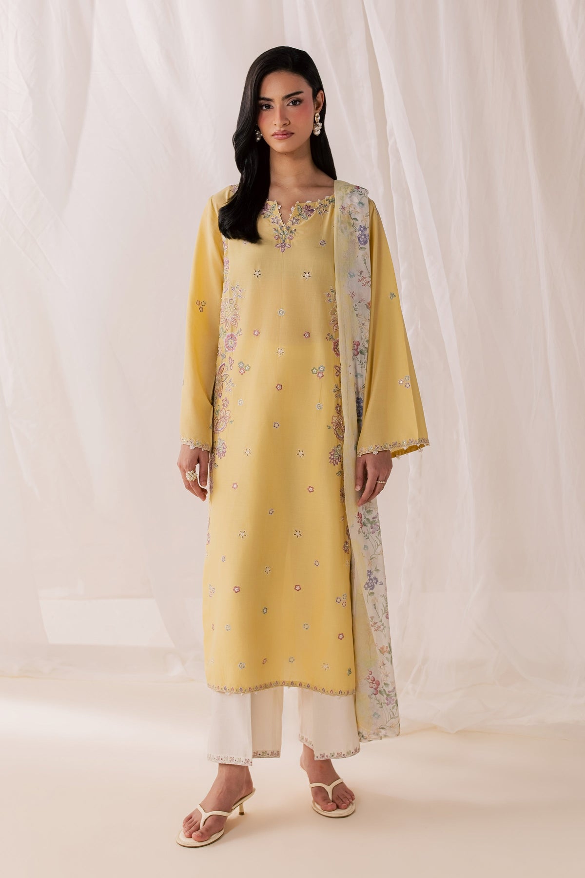 Florellow 3Pc - Luxury Embroidered Lawn