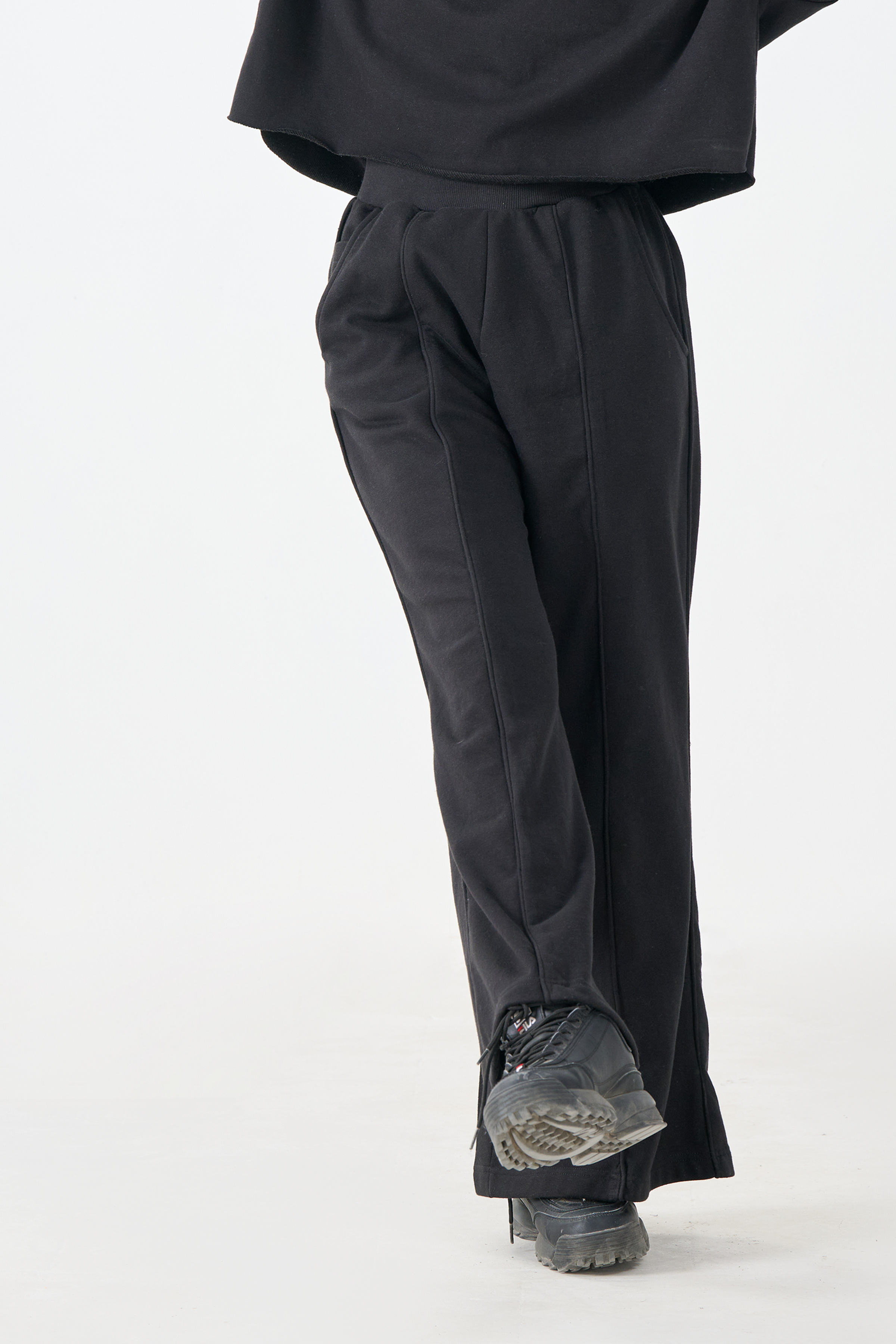 French Terry Wide-Leg Seam Trousers (Black)