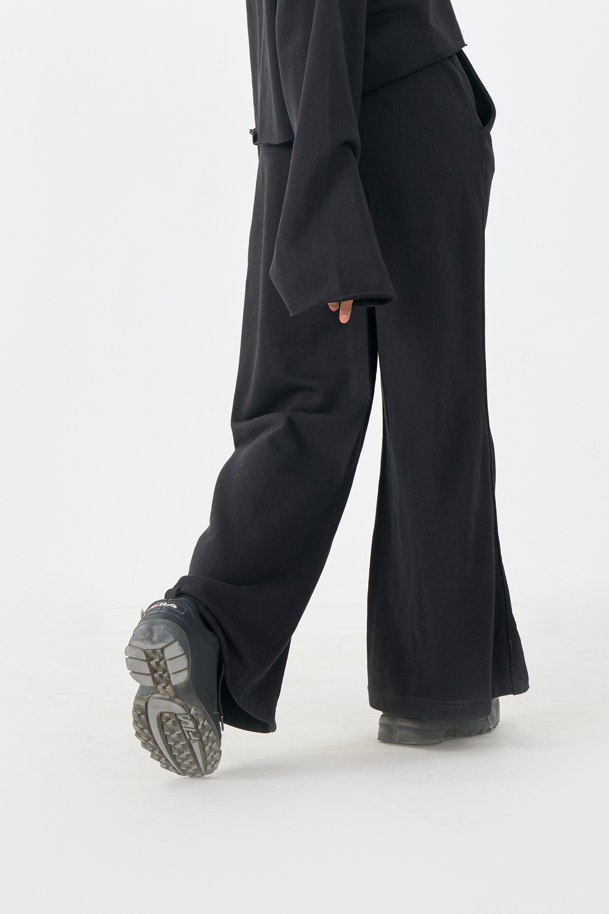 French Terry Wide-Leg Seam Trousers (Black)